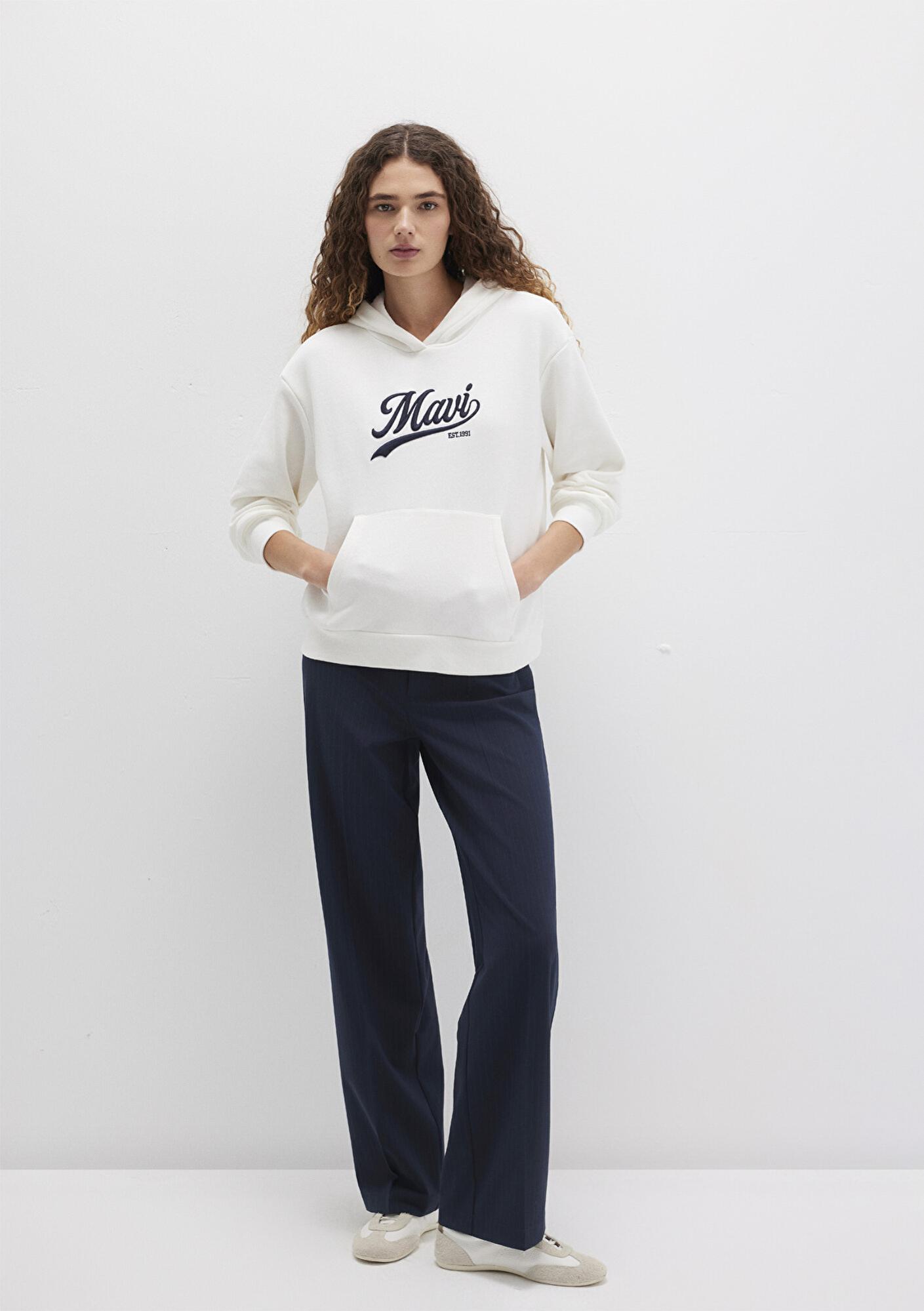 Mavi Mavi Logo Baskılı Kapüşonlu Beyaz Sweatshirt 1S10420-80194