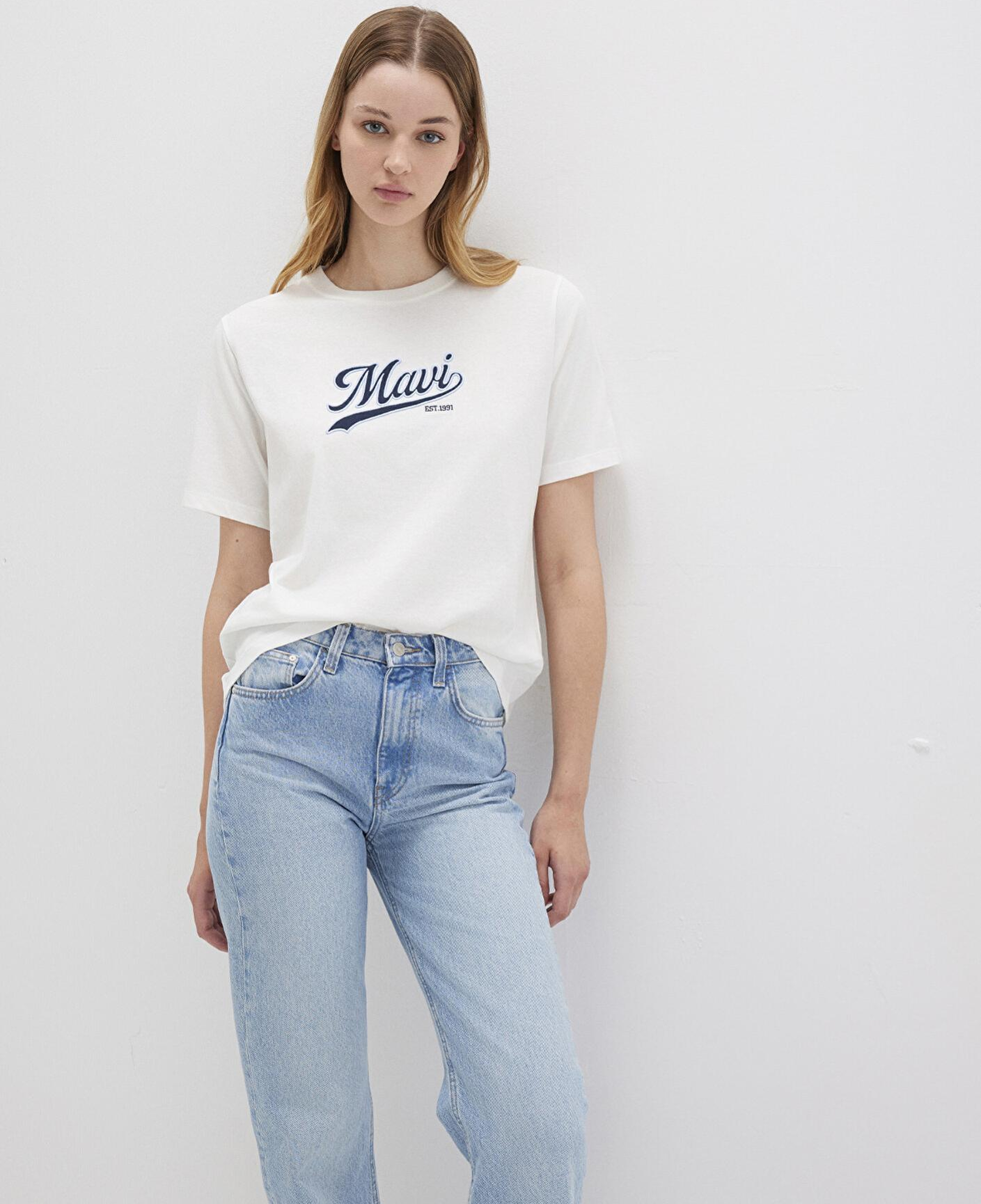 Mavi Mavi Logo Baskılı Ekru Tişört Regular Fit / Normal Kesim 1613565-80194
