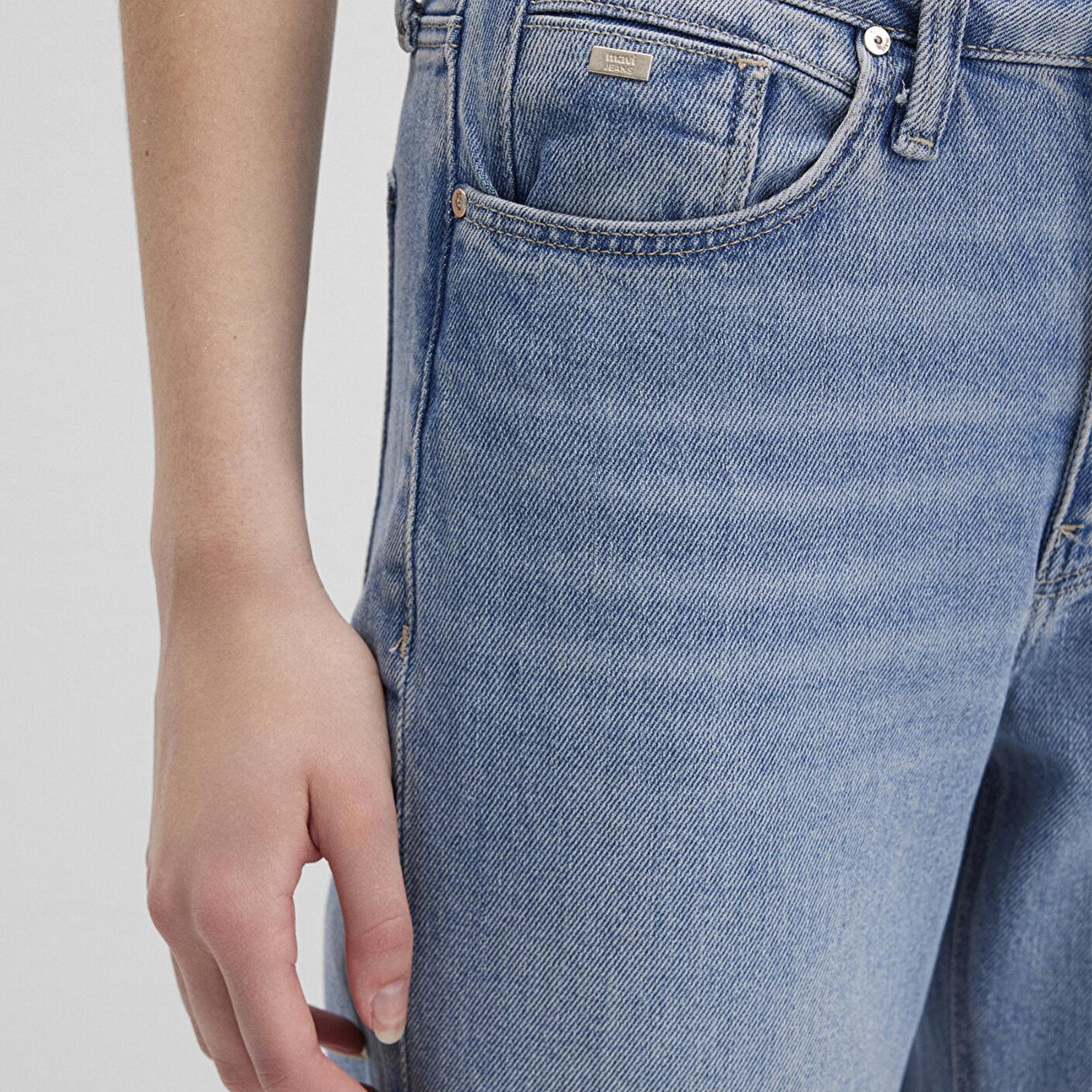 Mavi Bliss Mavi Premium Açık Mavi Jean Pantolon 101437-86450