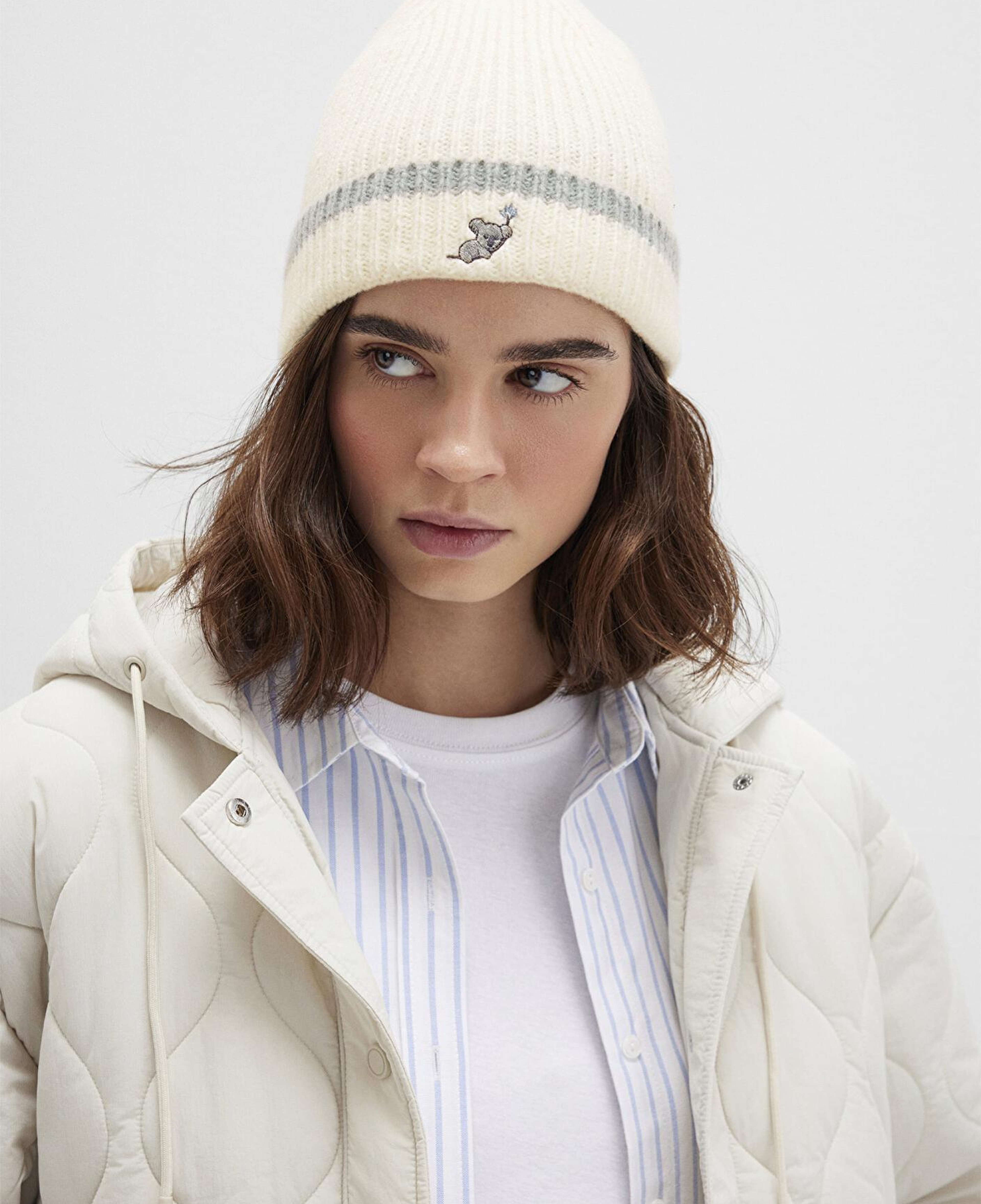 Mavi Koala Nakışlı Ekru Bere 1913609-70048