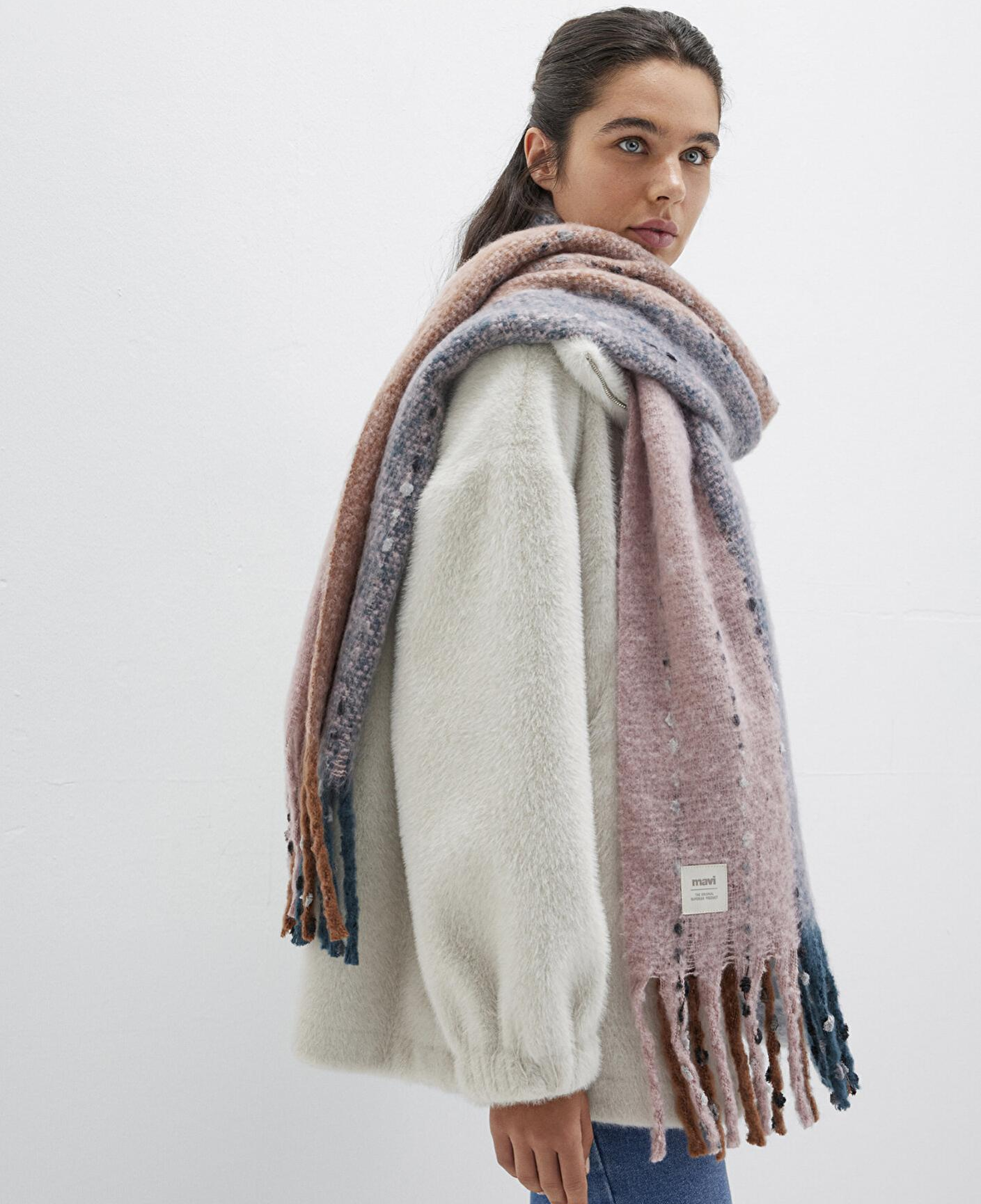 Mavi Püsküllü Pembe Atkı 1910697-17865