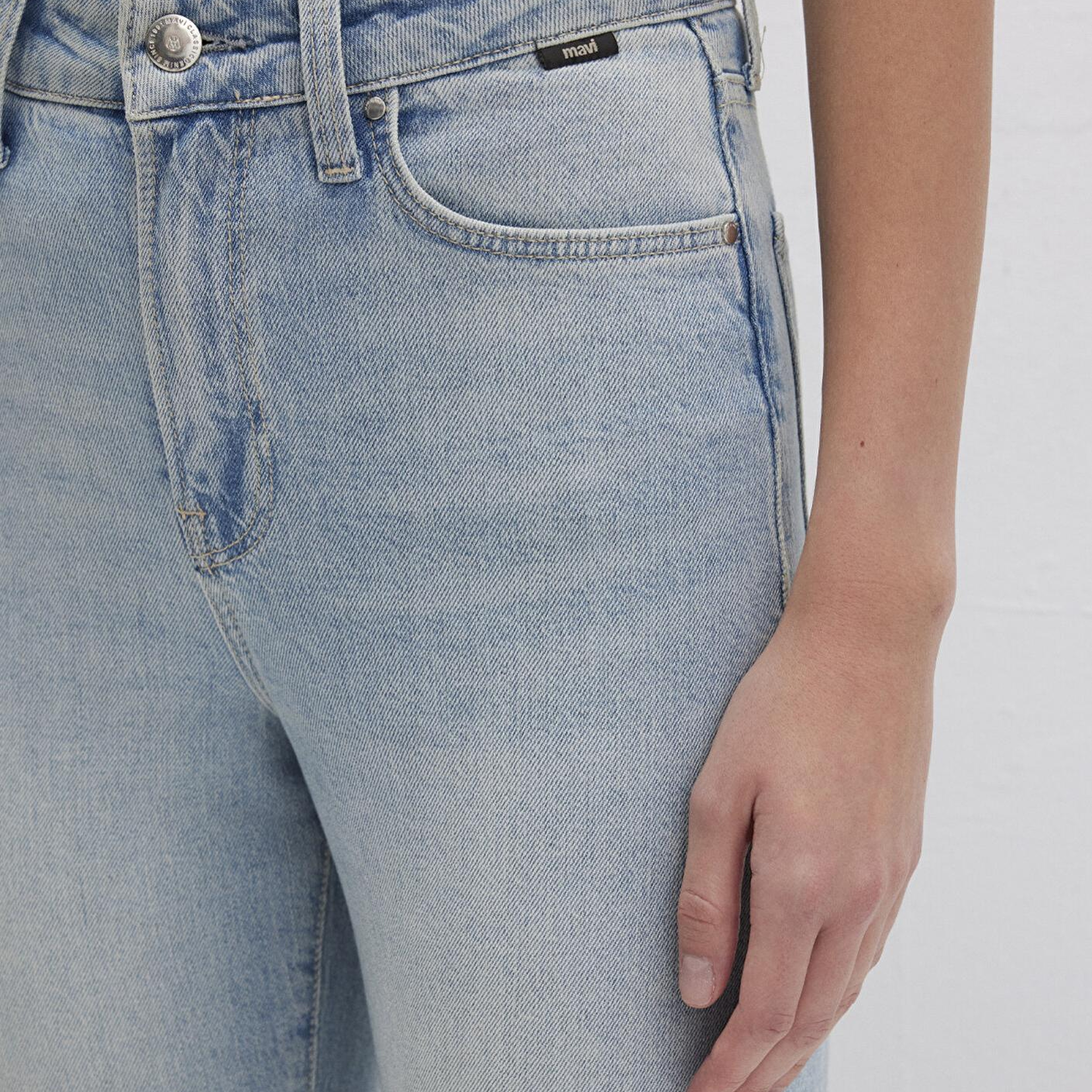 Mavi Star Classic Denim Puslu Açık Mavi Jean Pantolon 101077-90535