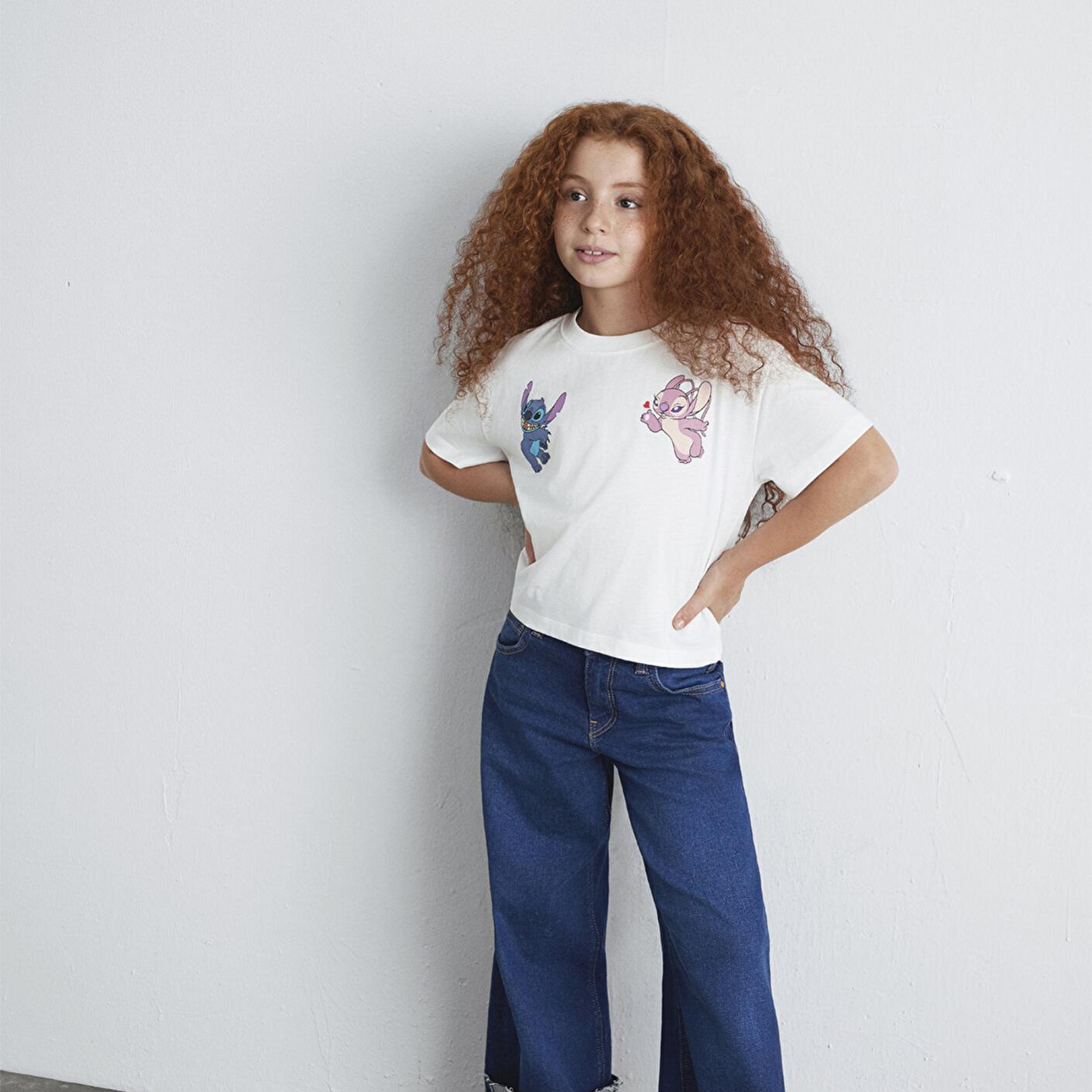 Mavi Stitch Baskılı Ekru Tişört Loose Fit / Bol Rahat Kesim 7610292-70057