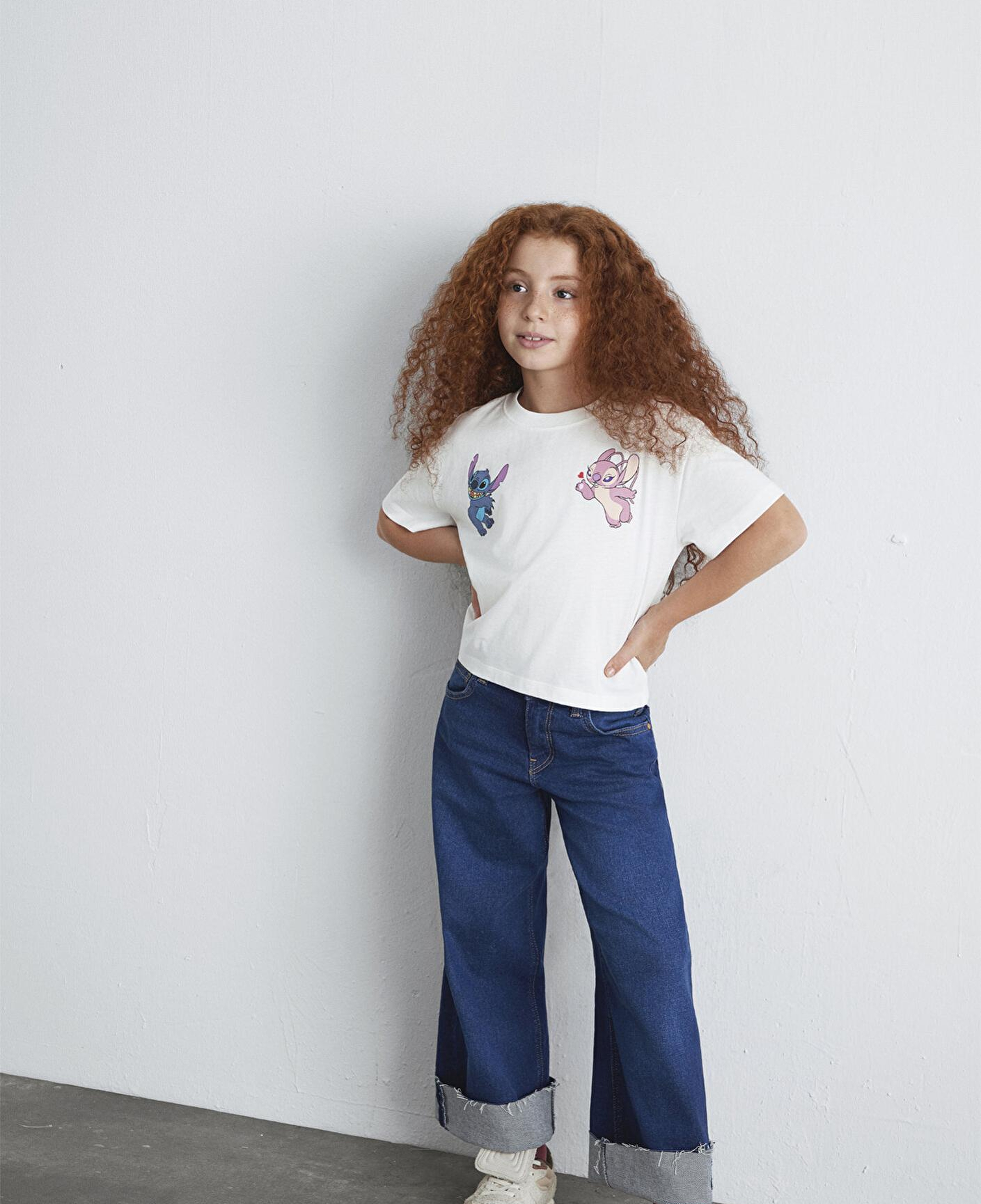 Mavi Stitch Baskılı Ekru Tişört Loose Fit / Bol Rahat Kesim 7610292-70057