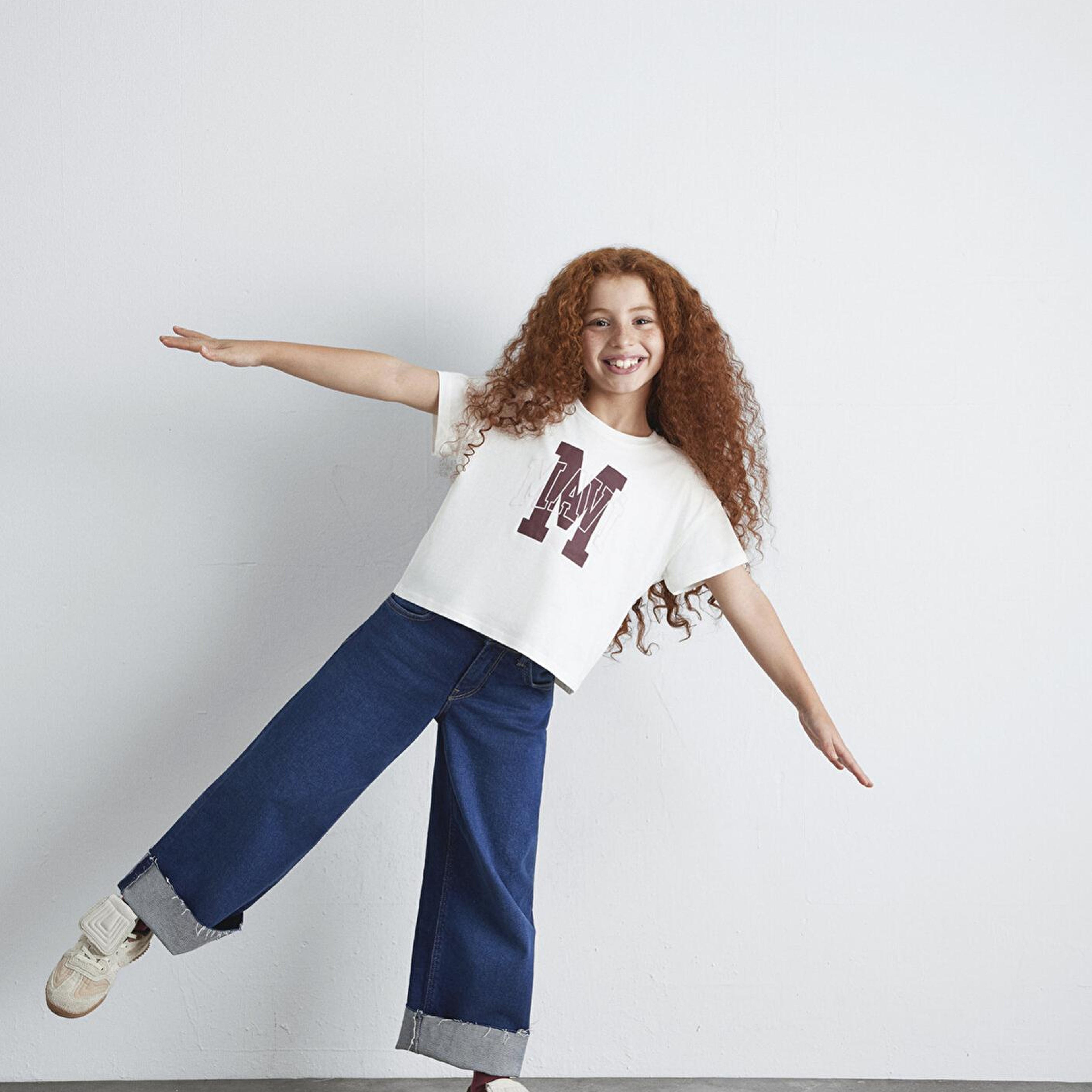 Mavi M Logo Baskılı Ekru Tişört Loose Fit / Bol Rahat Kesim 7610348-70057