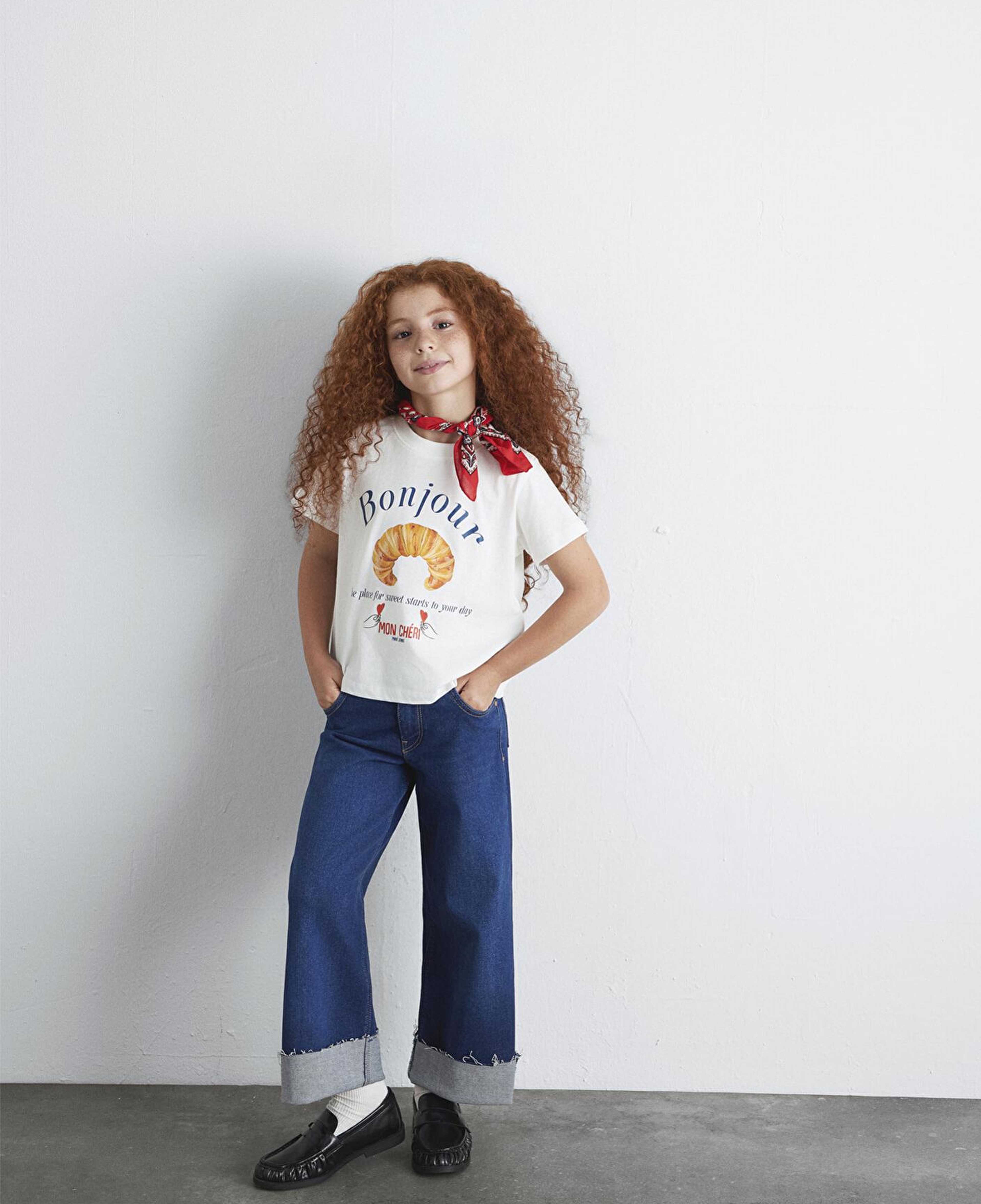 Mavi Kruvasan Baskılı Ekru Tişört Regular Fit / Normal Kesim 7610358-70057