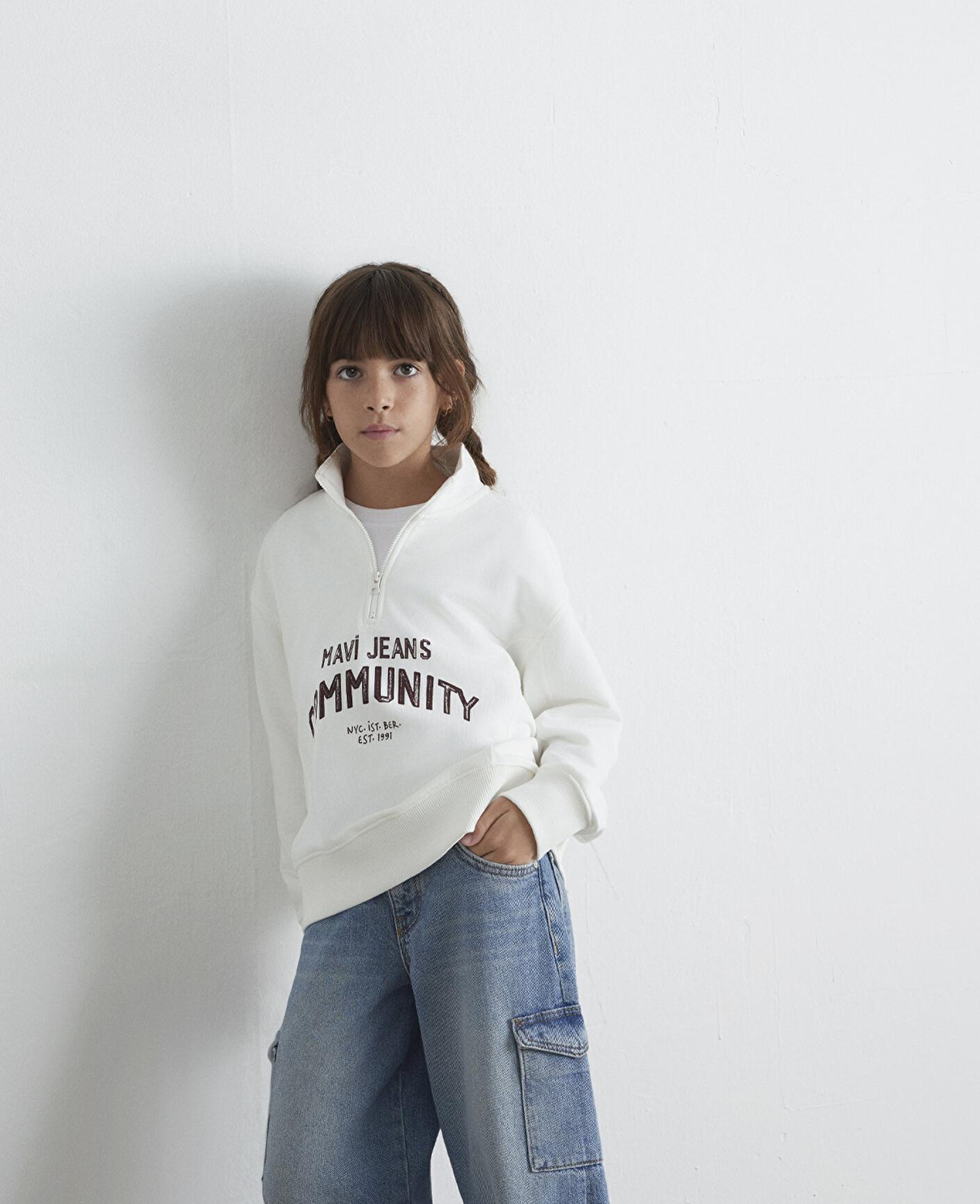 Mavi Baskılı Yarı Fermuarlı Ekru Sweatshirt 7S10130-70057