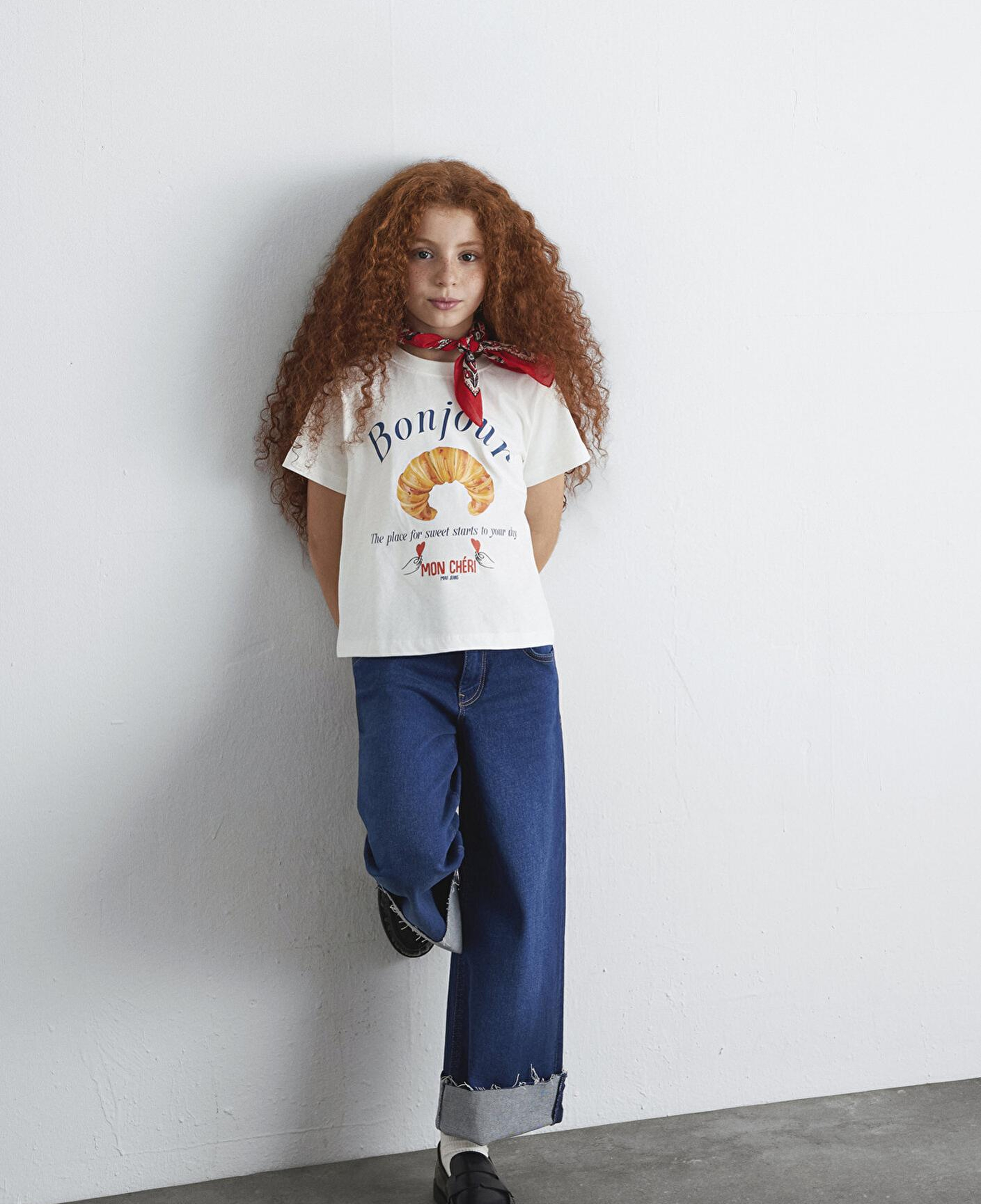 Mavi Kruvasan Baskılı Ekru Tişört Regular Fit / Normal Kesim 7610358-70057