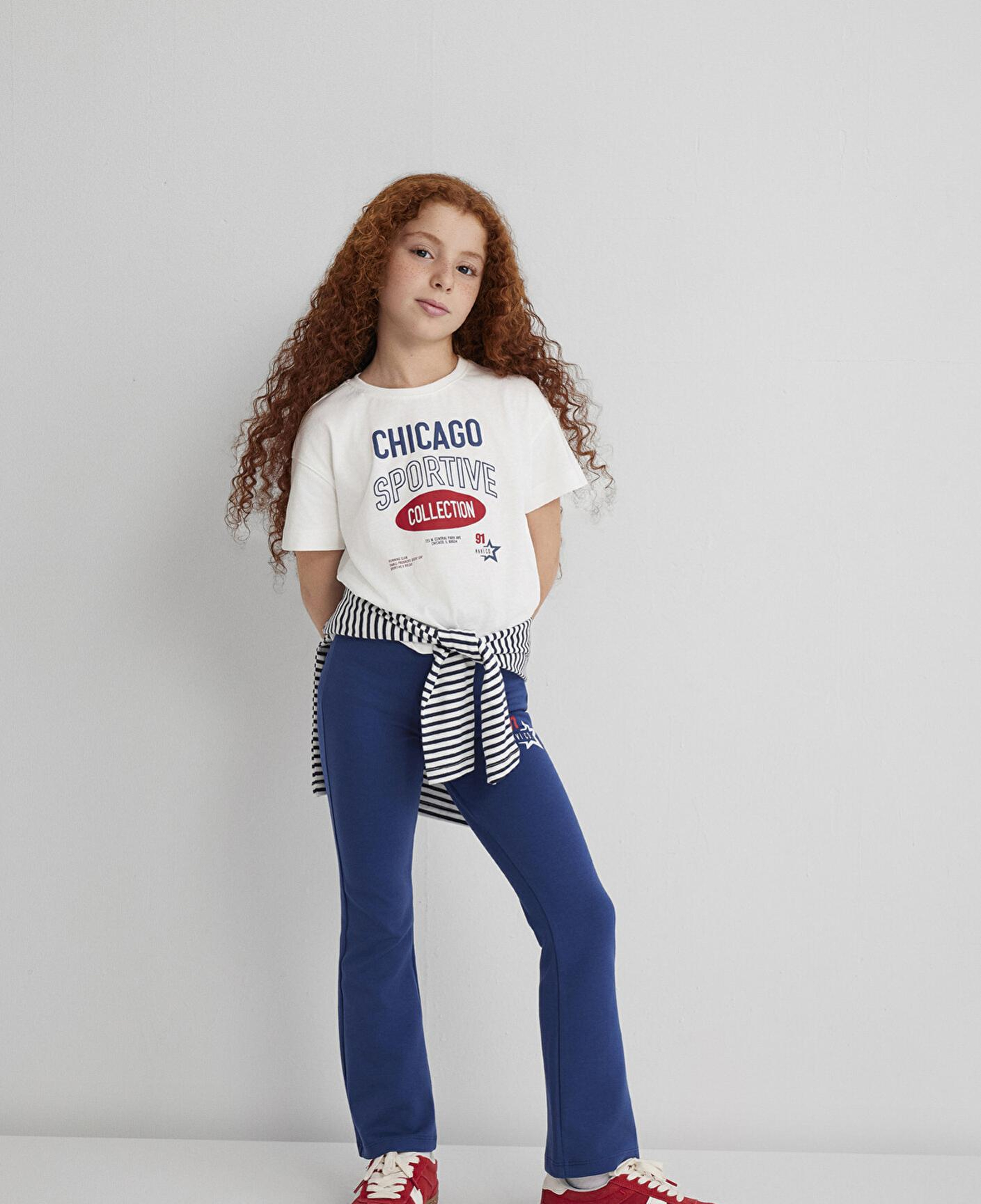 Mavi Chicago Baskılı Ekru Tişört Loose Fit / Bol Rahat Kesim 7610344-70057