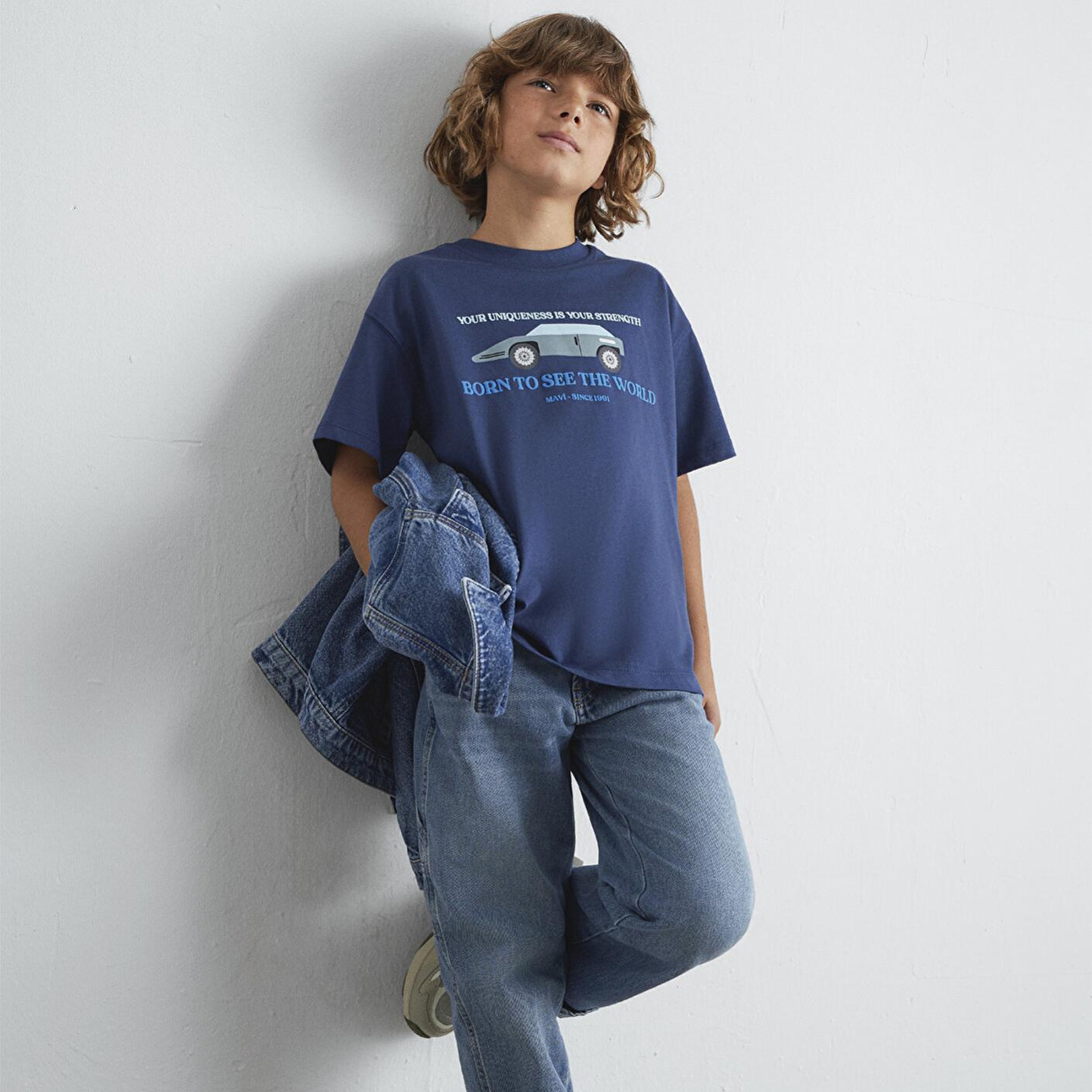 Mavi Araba Baskılı Lacivert Tişört Oversize / Geniş Kesim 6610363-87737