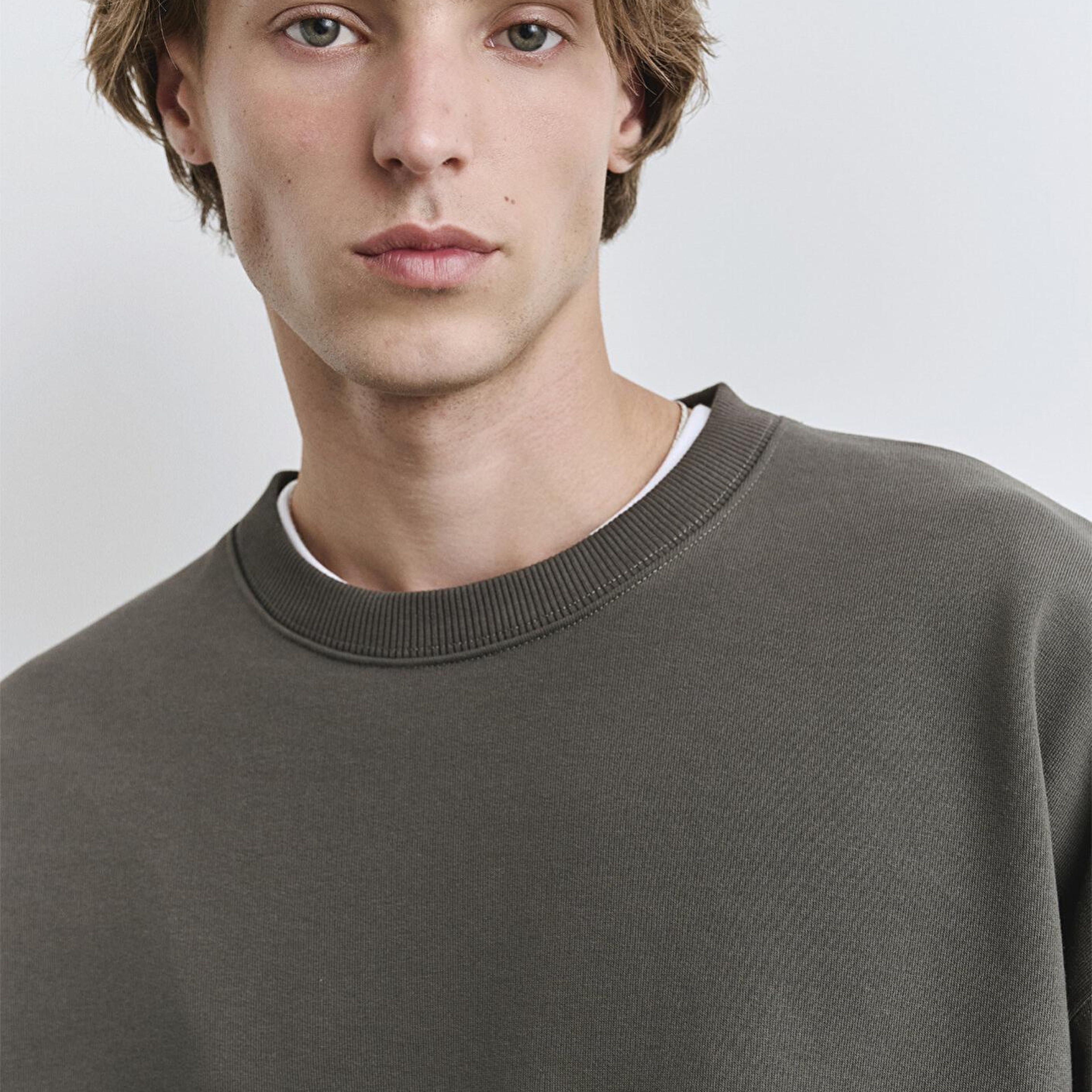 Mavi MV91 Sırt Baskılı Yeşil Sweatshirt 0S10405-71542