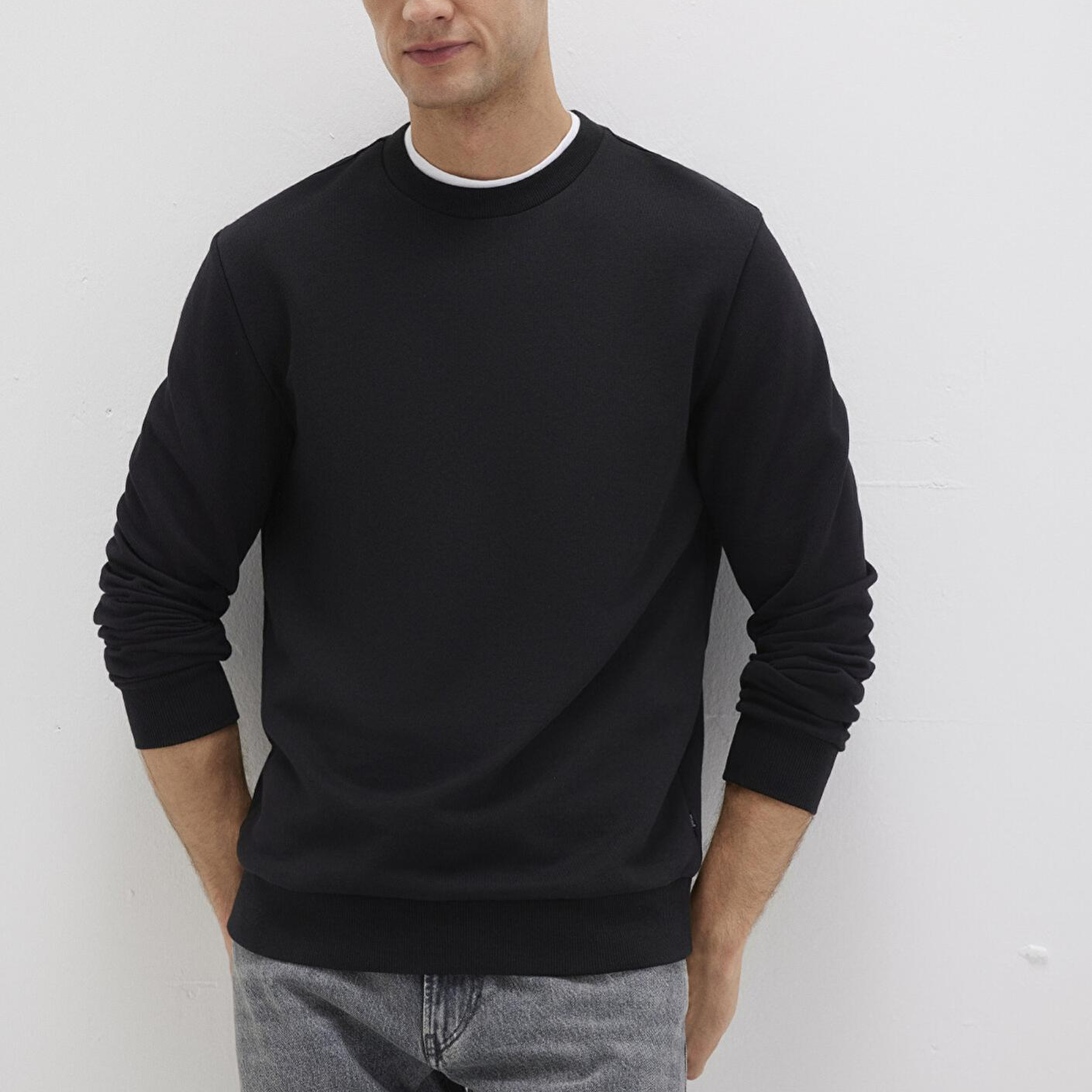 Mavi Bisiklet Yaka Siyah Sweatshirt 0S10457-900