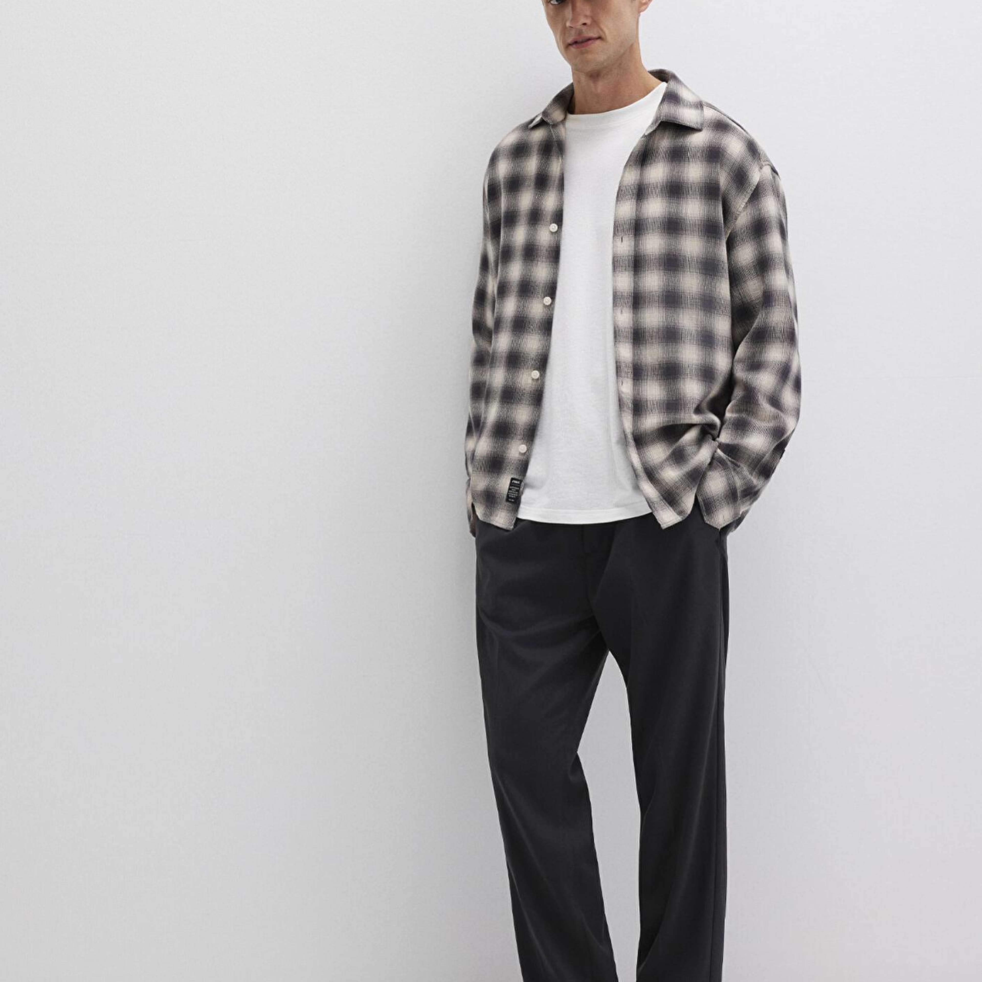 Mavi Siyah Pantolon 0010480-900