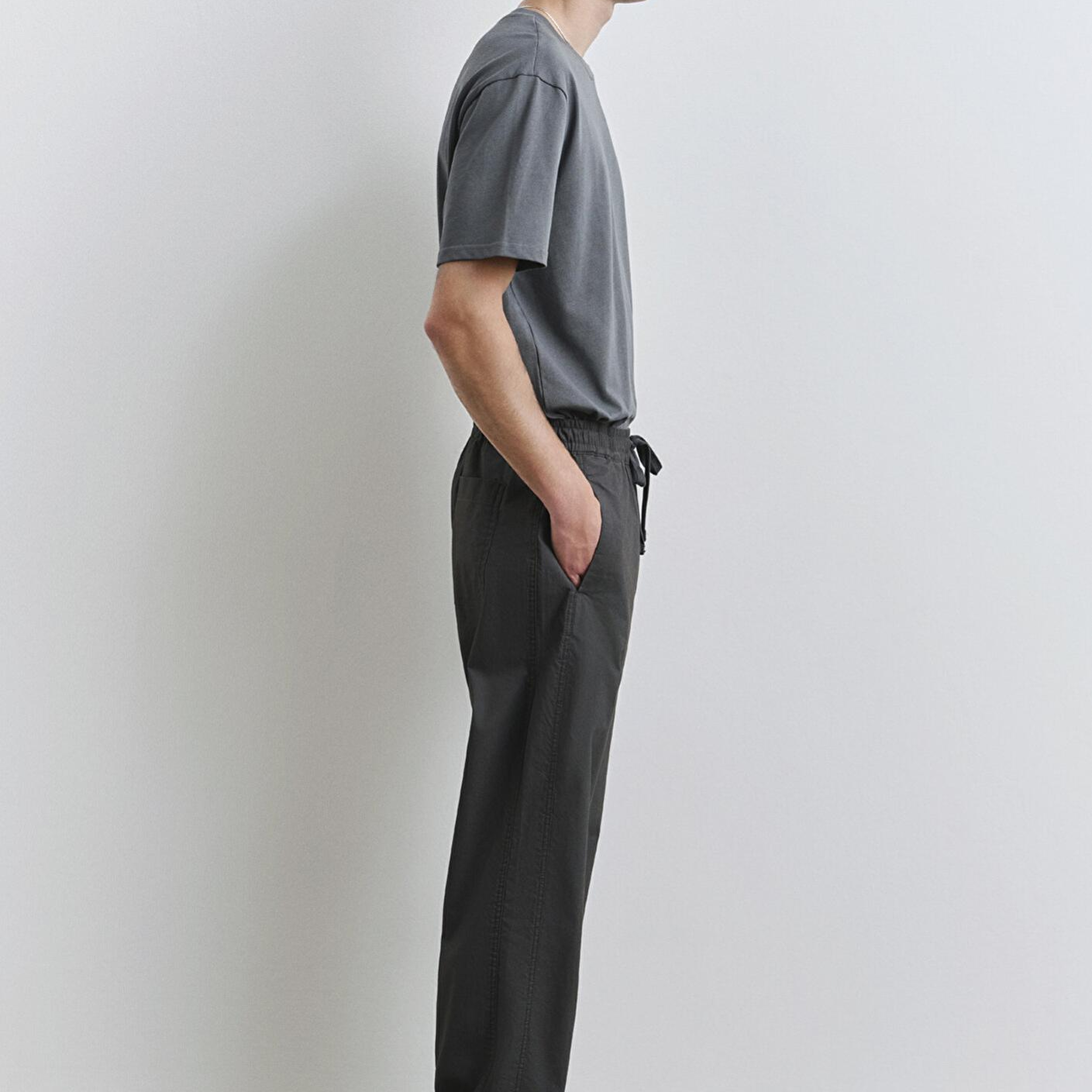 Mavi Dikiş Detaylı Antrasit Pantolon 0010477-80106