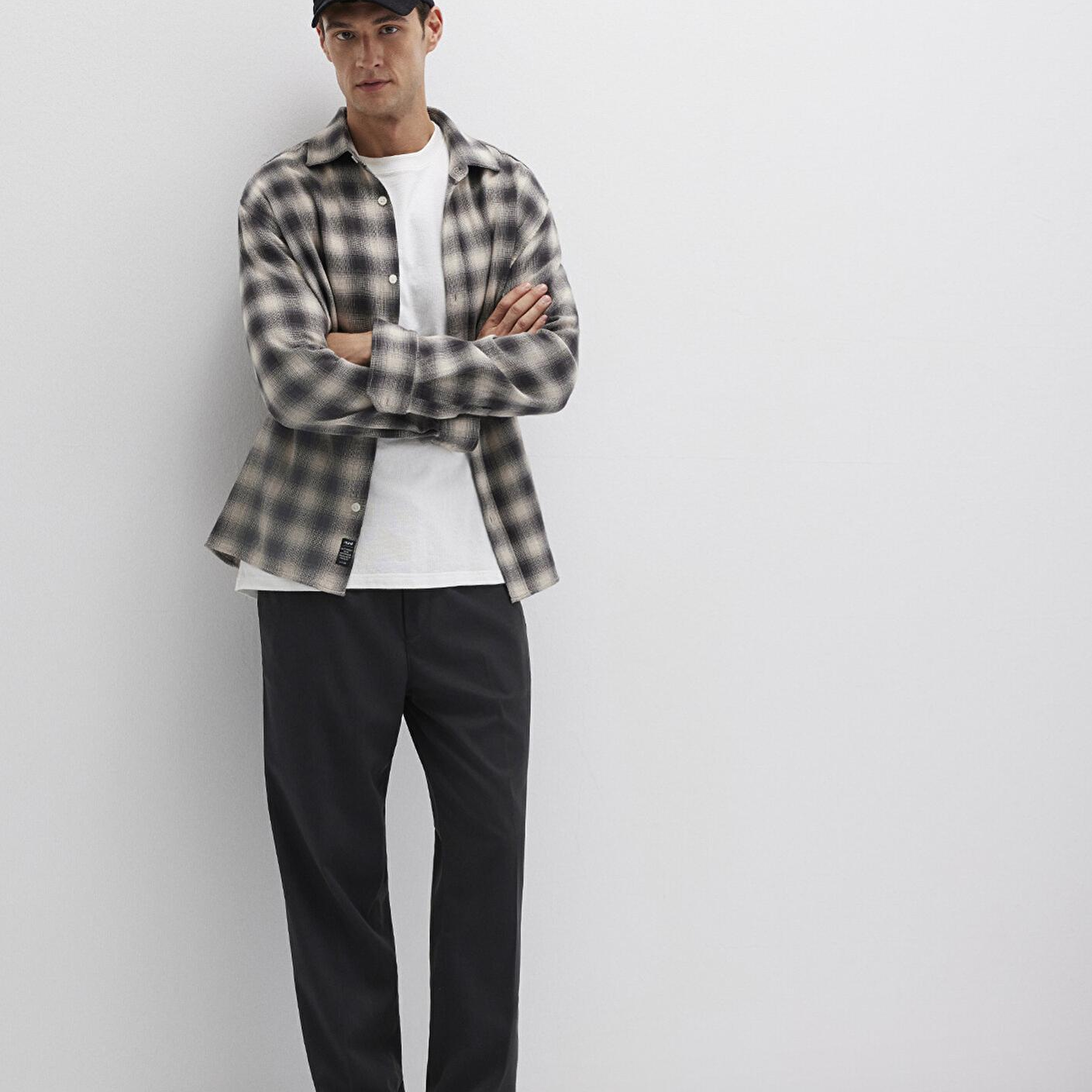 Mavi Siyah Pantolon 0010480-900