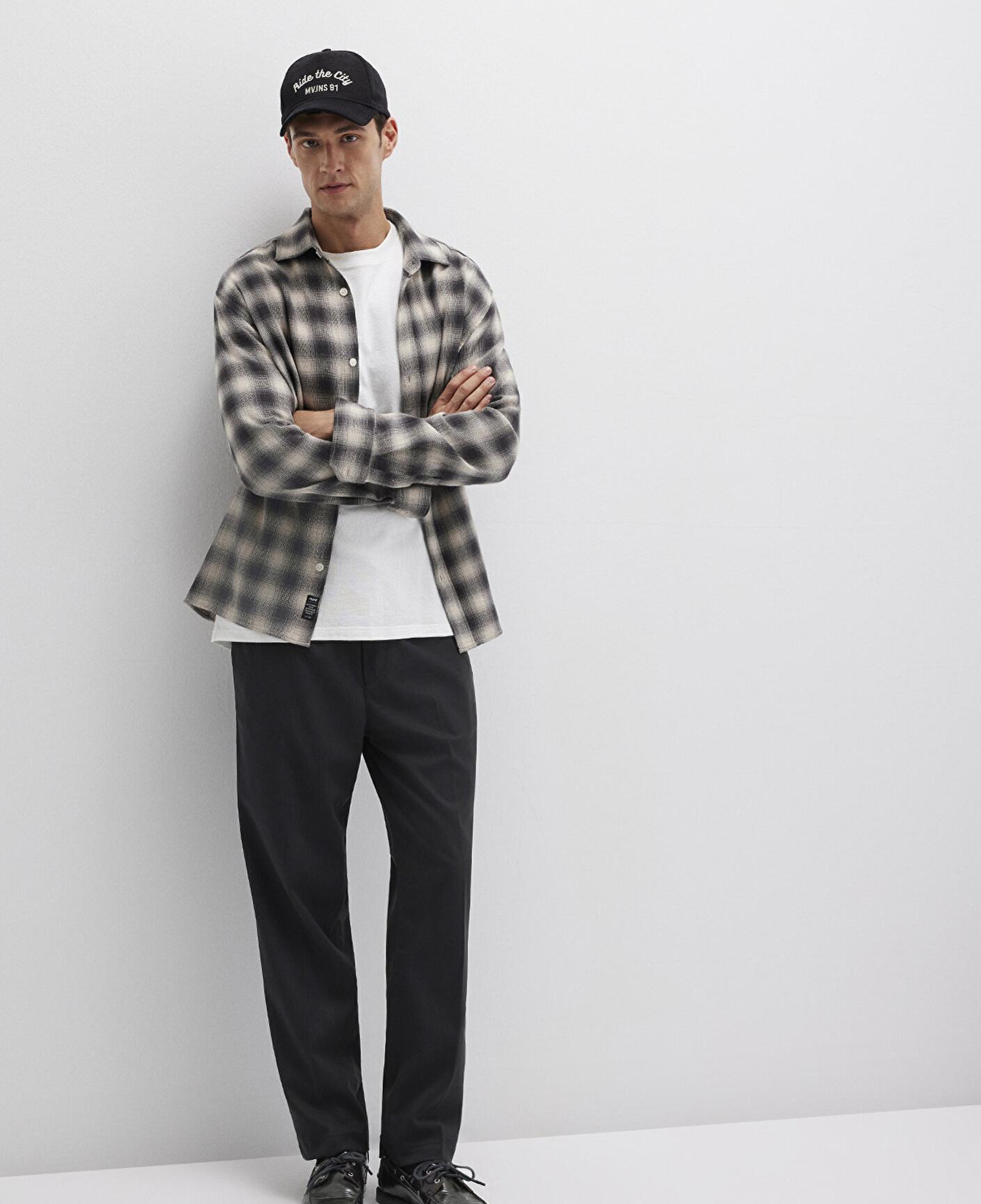 Mavi Siyah Pantolon 0010480-900