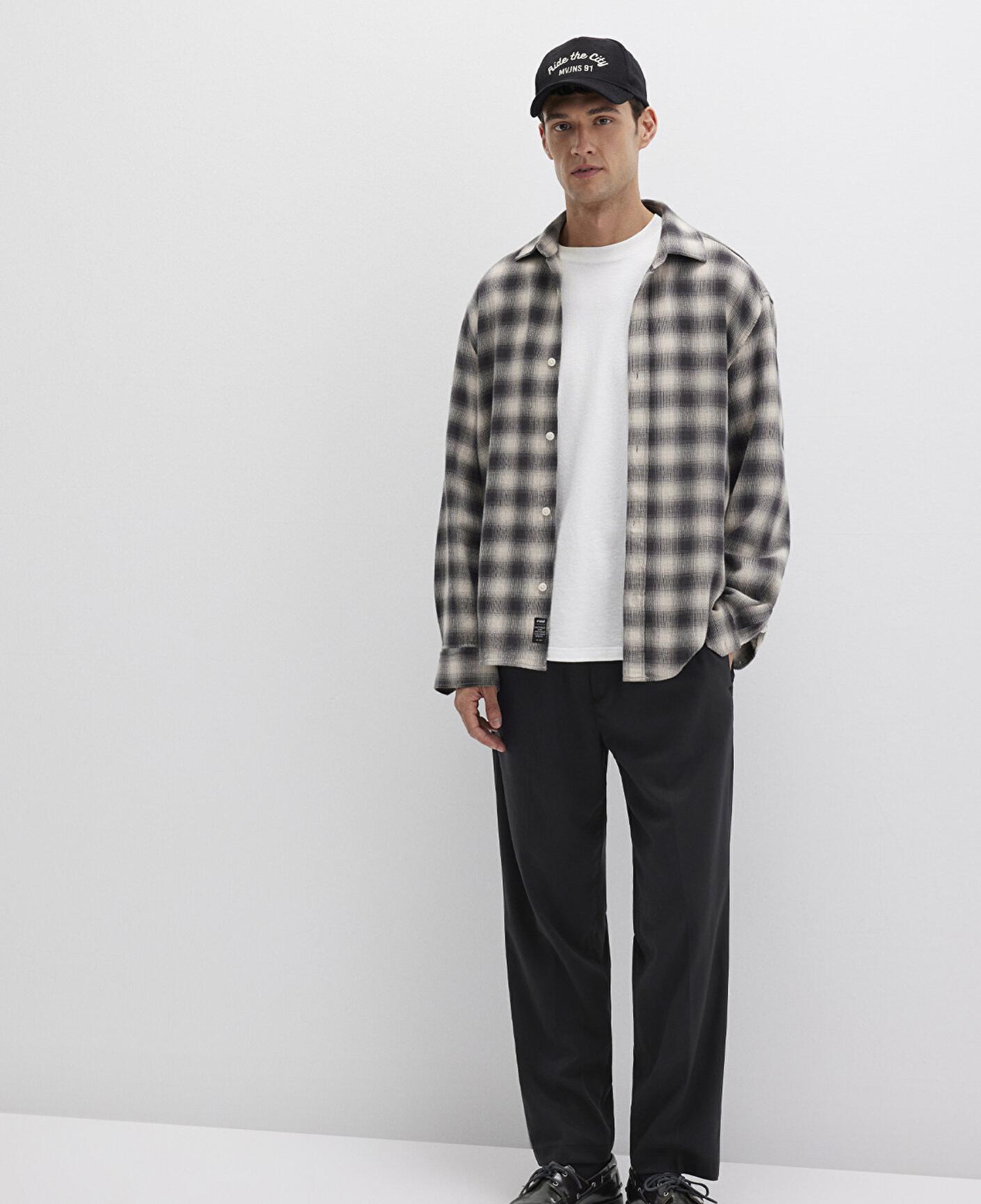 Mavi Siyah Pantolon 0010480-900