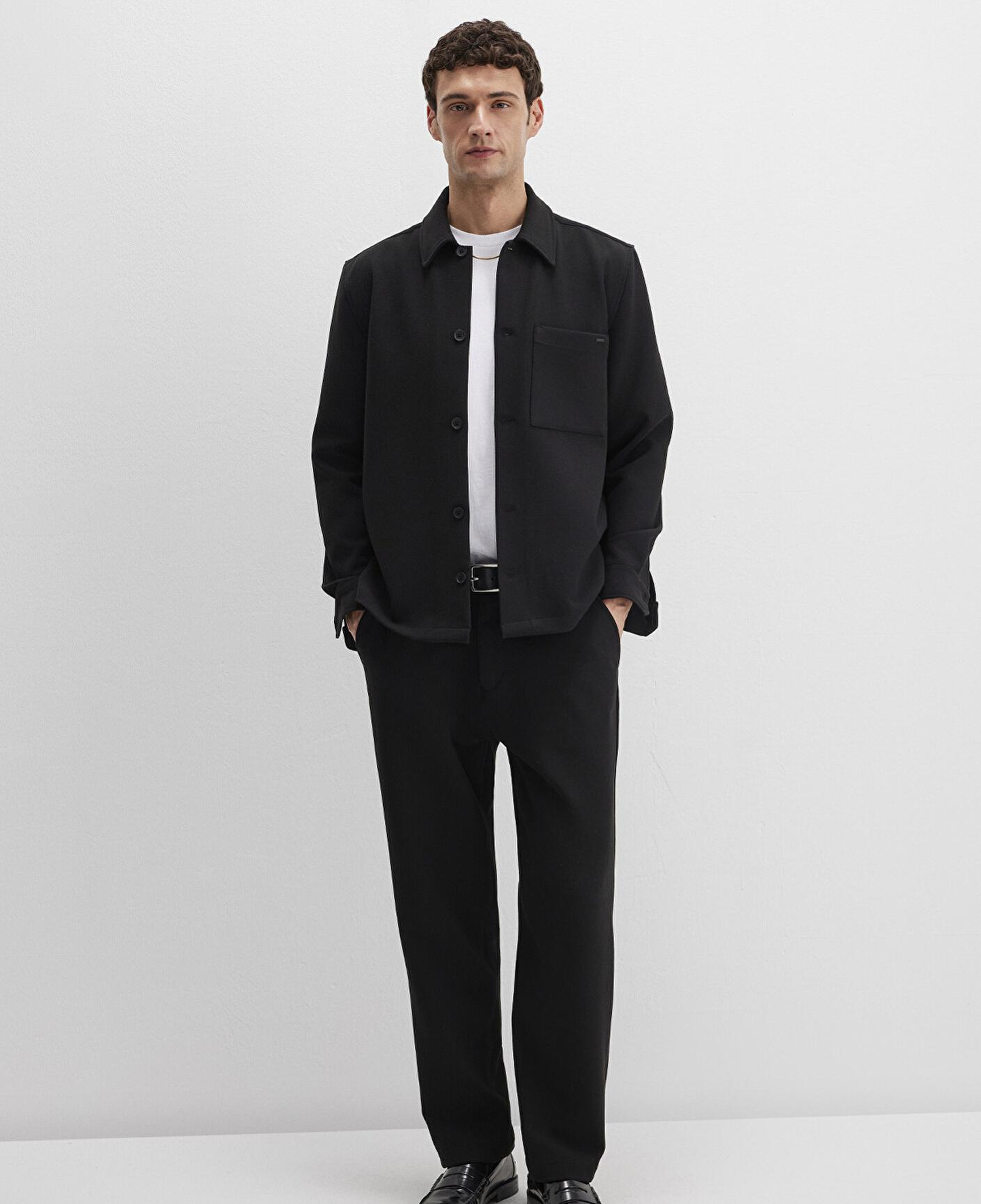 Mavi Cep Detaylı Siyah Gömlek Regular Fit / Normal Kesim 0211677-900