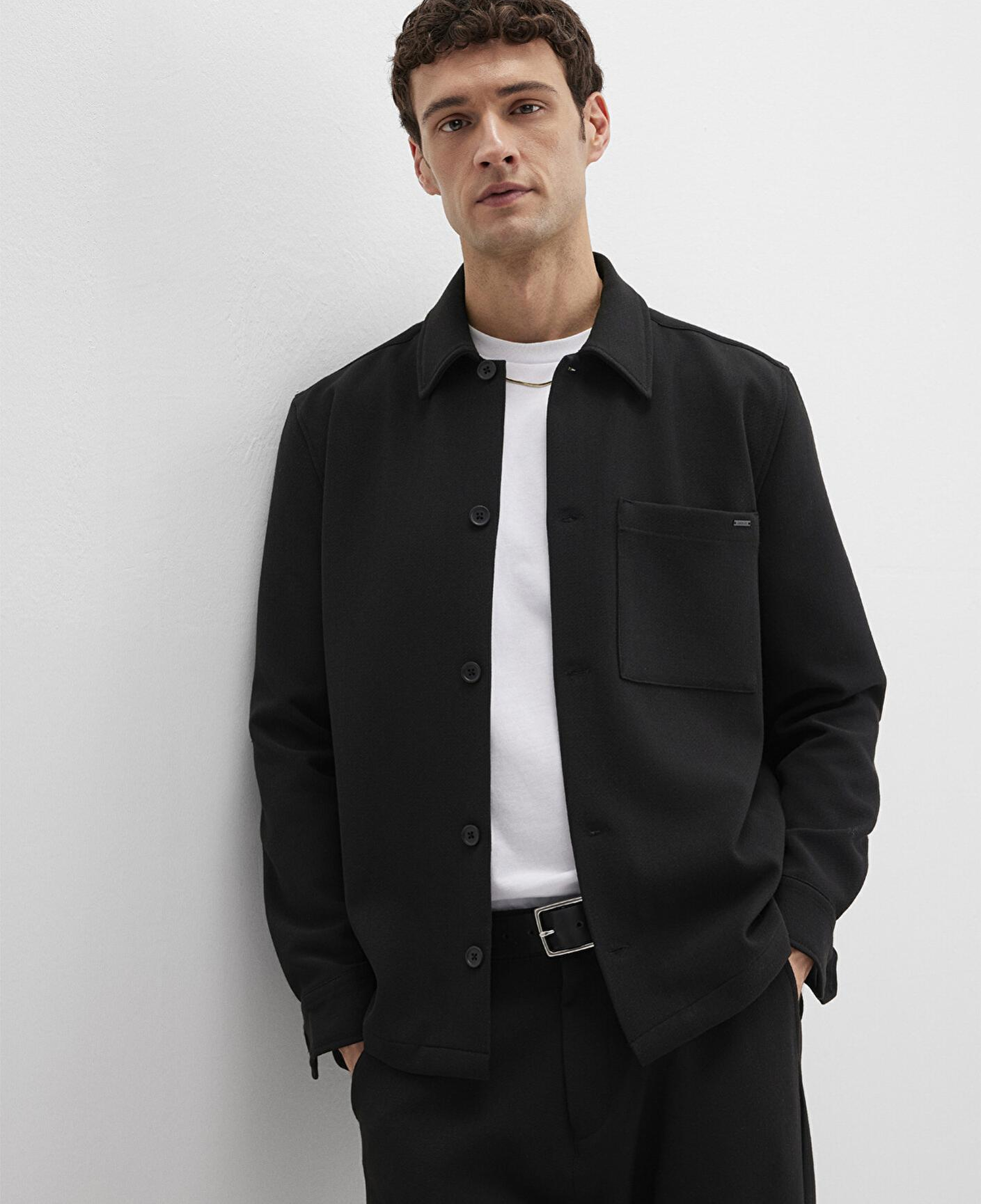 Mavi Cep Detaylı Siyah Gömlek Regular Fit / Normal Kesim 0211677-900