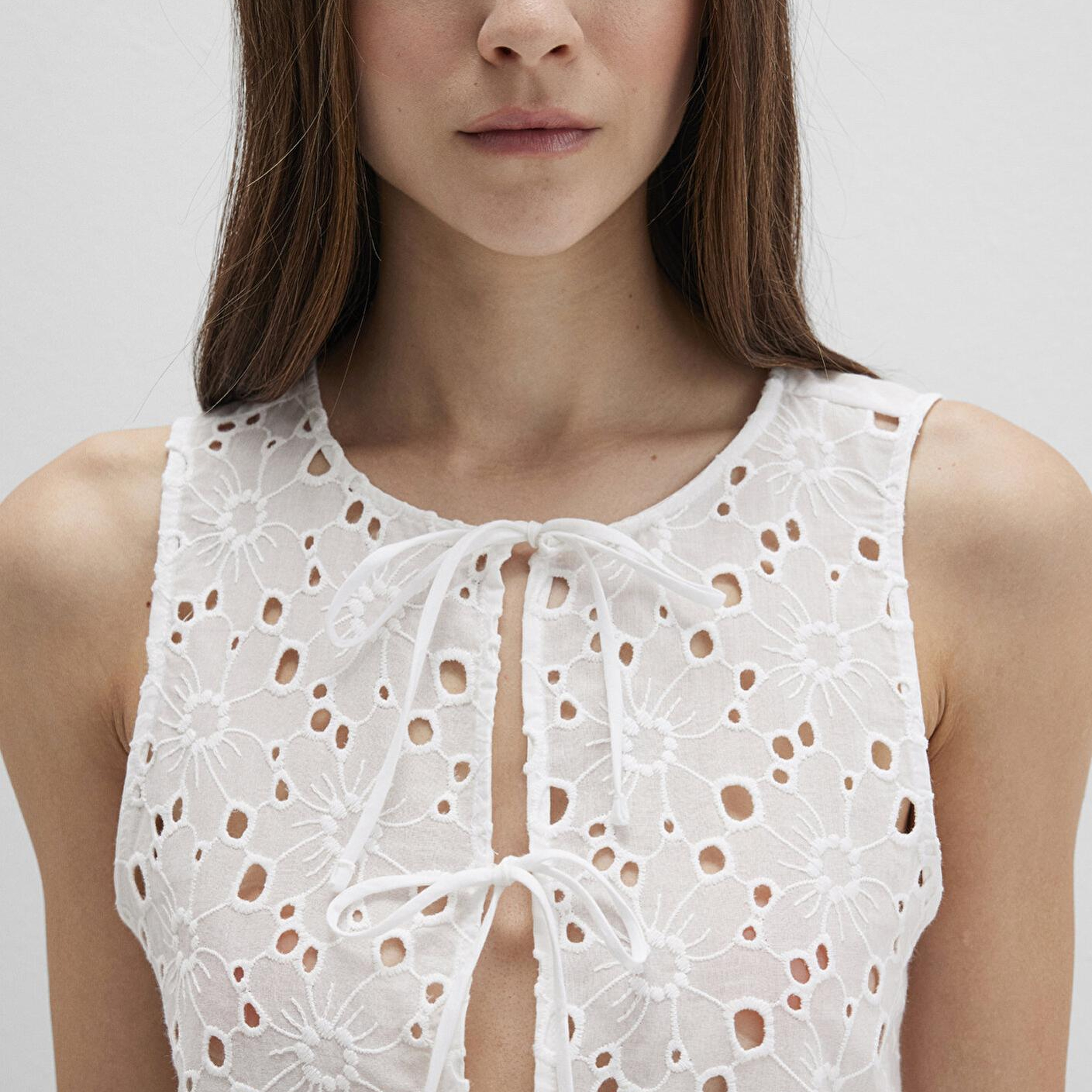 Mavi Bağcık Detaylı Fisto İşlemeli Top 1211177-70057