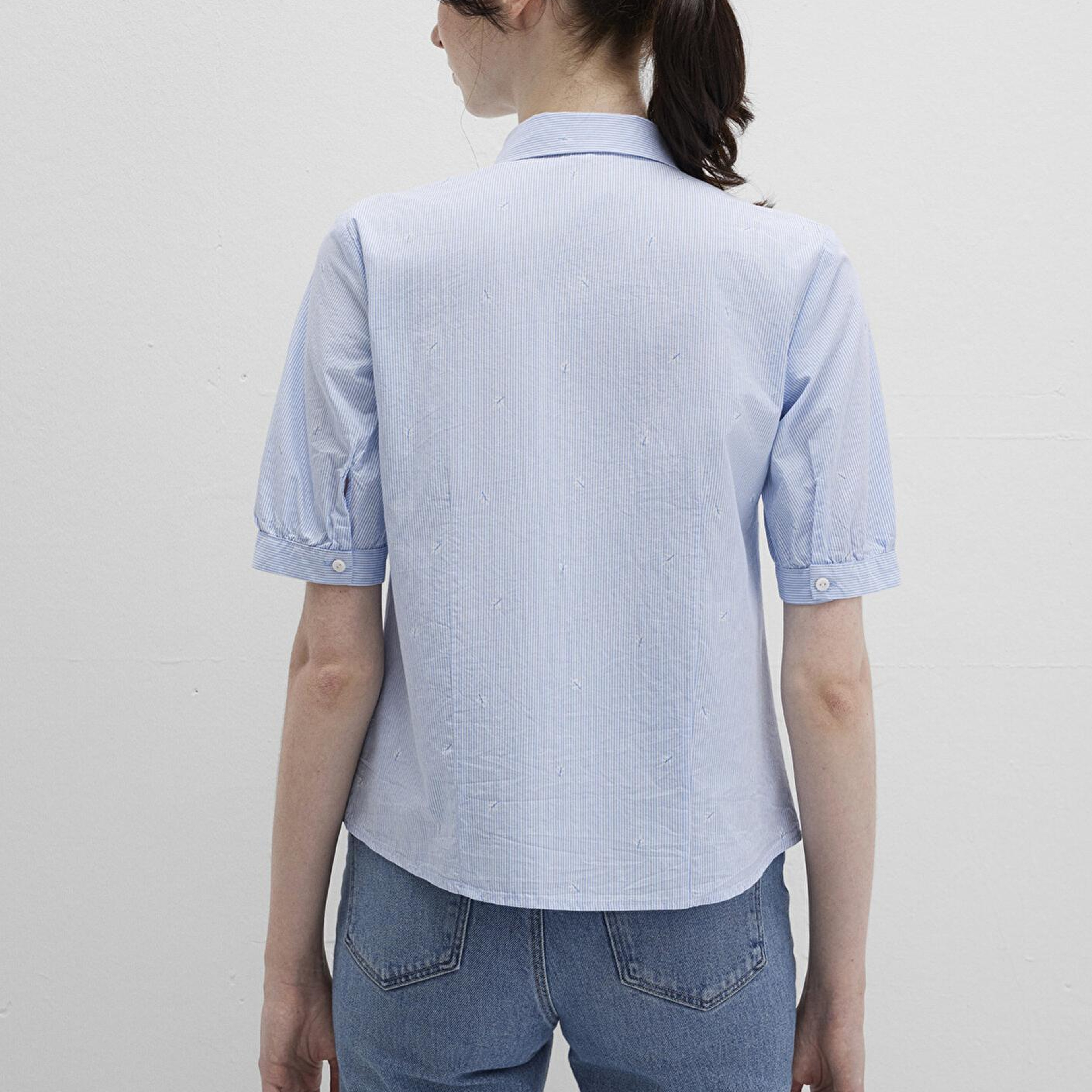 Mavi Kısa Kollu Çizgili Mavi Gömlek Fitted / Vücuda Oturan Kesim 1210060-90700