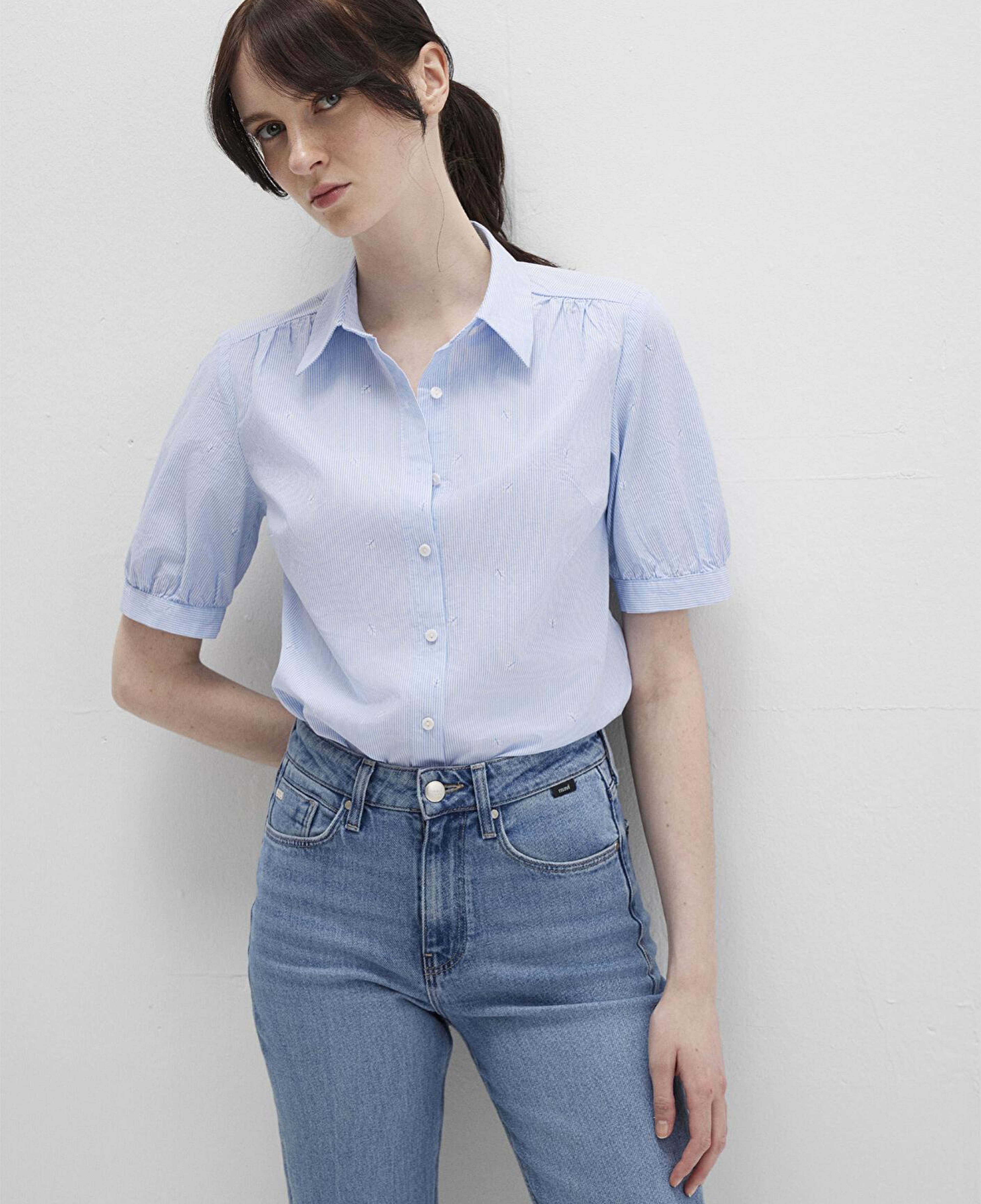 Mavi Kısa Kollu Çizgili Mavi Gömlek Fitted / Vücuda Oturan Kesim 1210060-90700