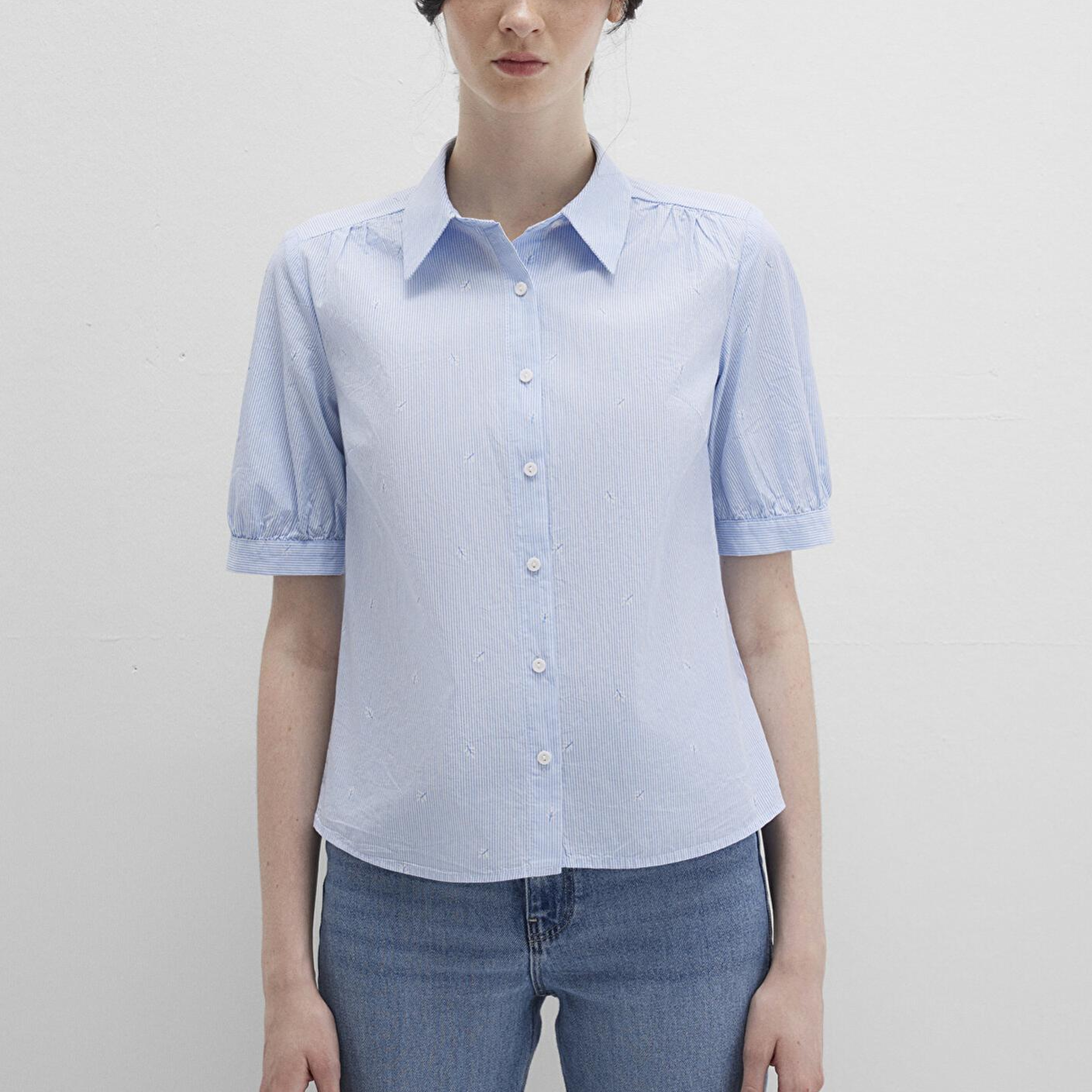 Mavi Kısa Kollu Çizgili Mavi Gömlek Fitted / Vücuda Oturan Kesim 1210060-90700