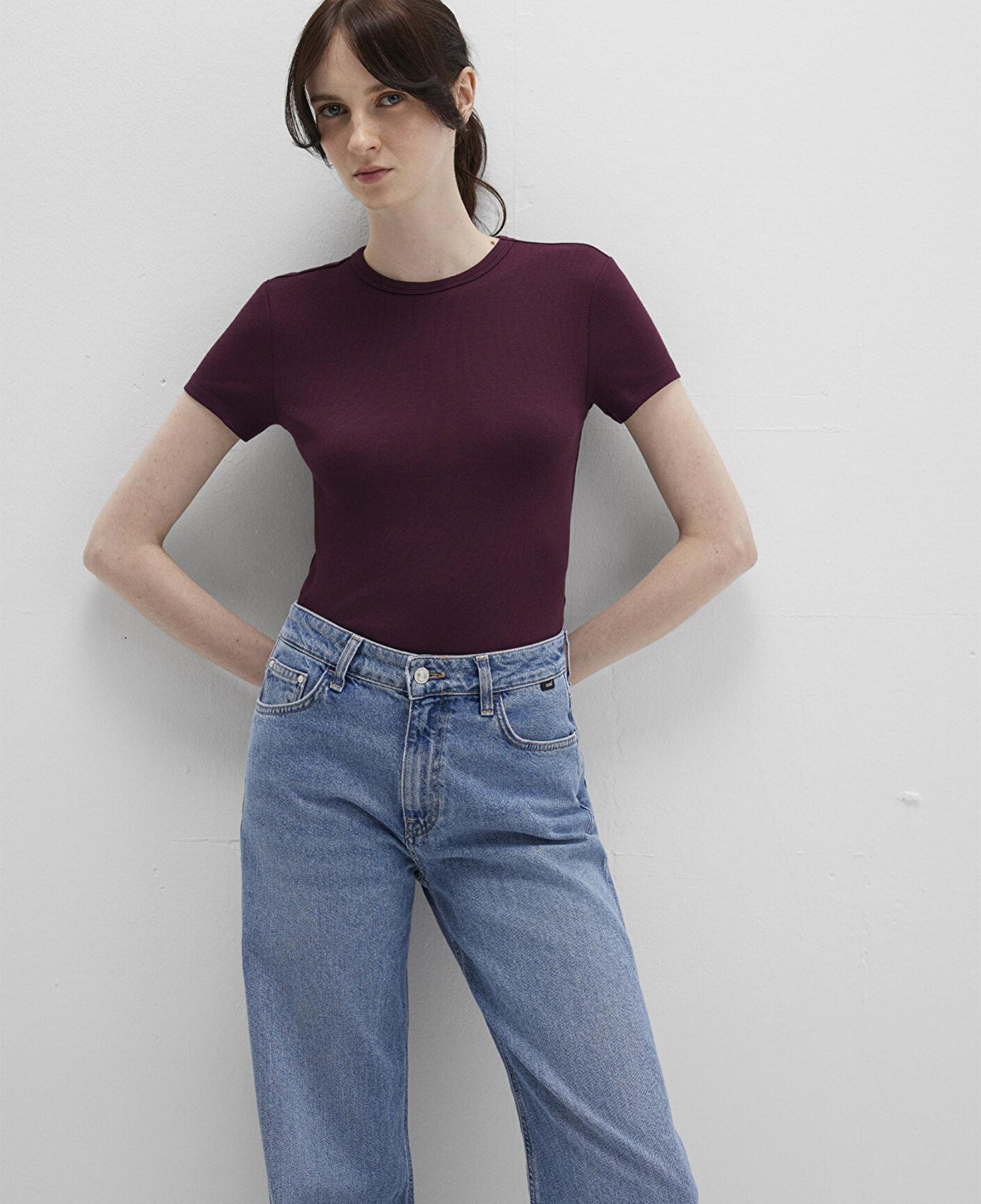 Mavi Mor Basic Tişört Fitted / Vücuda Oturan Kesim 1613081-70434