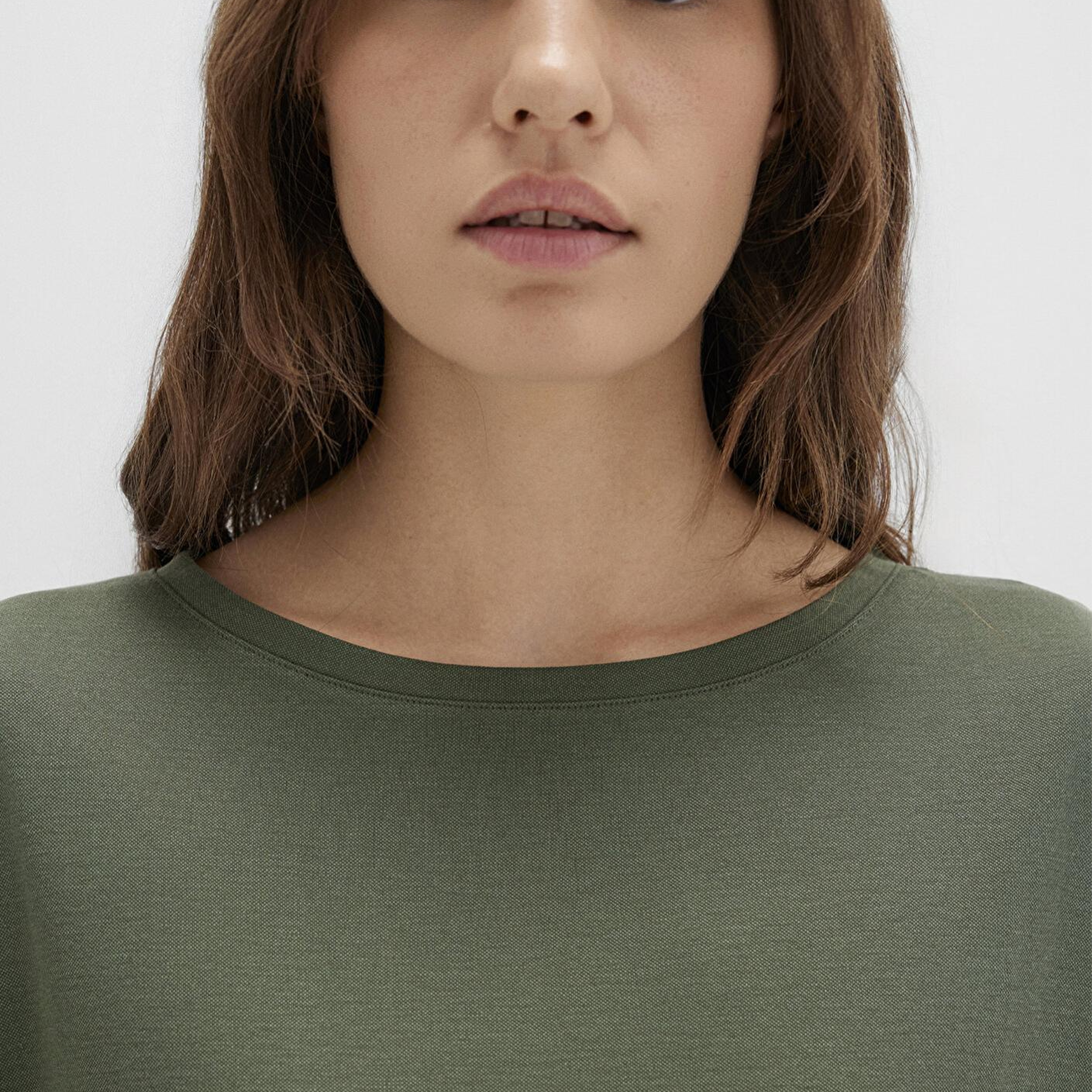 Mavi Lux Touch (TENCEL™) Modal Yeşil Basic Tişört Loose Fit / Bol Rahat Kesim 167245-71551