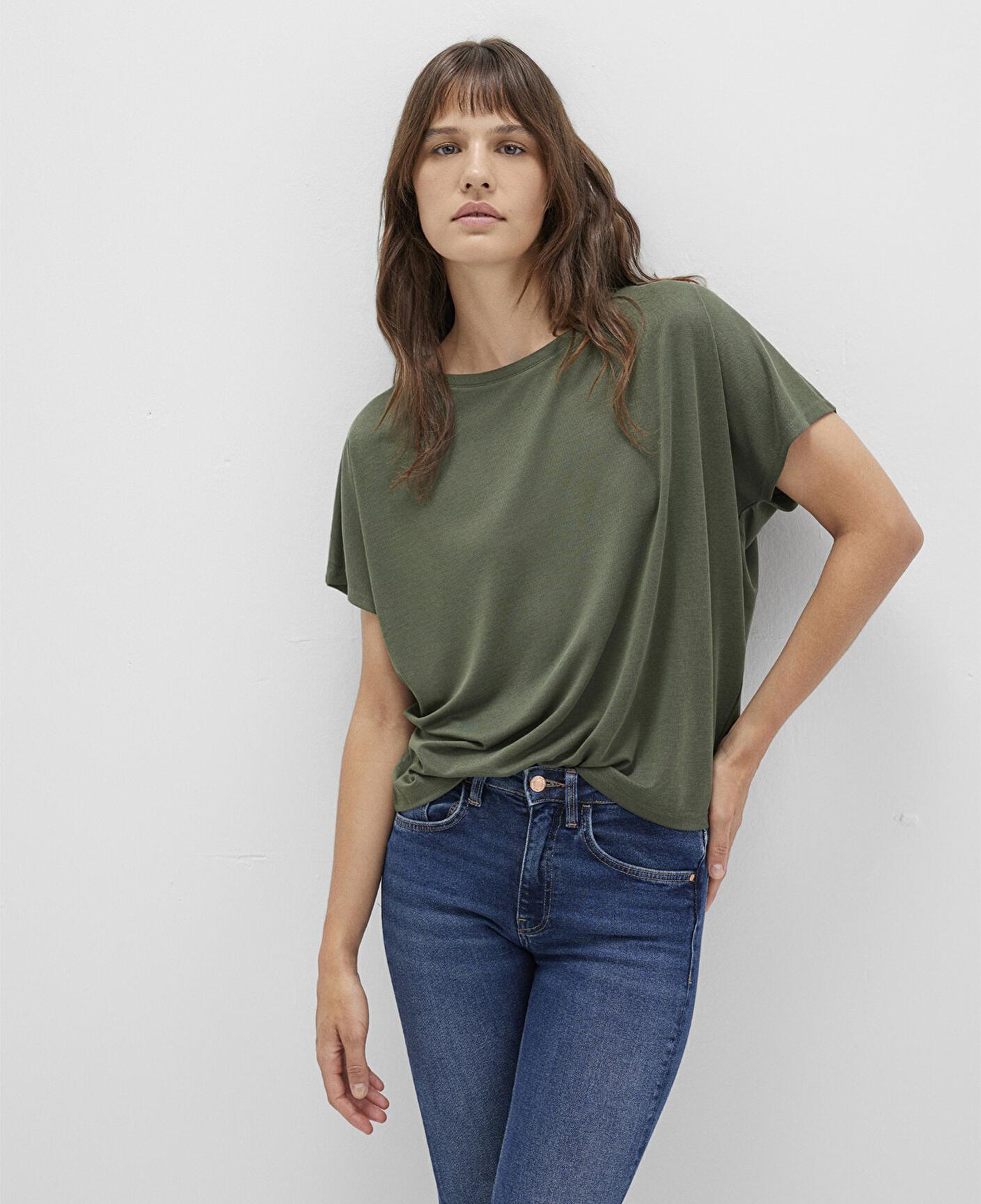 Mavi Lux Touch (TENCEL™) Modal Yeşil Basic Tişört Loose Fit / Bol Rahat Kesim 167245-71551