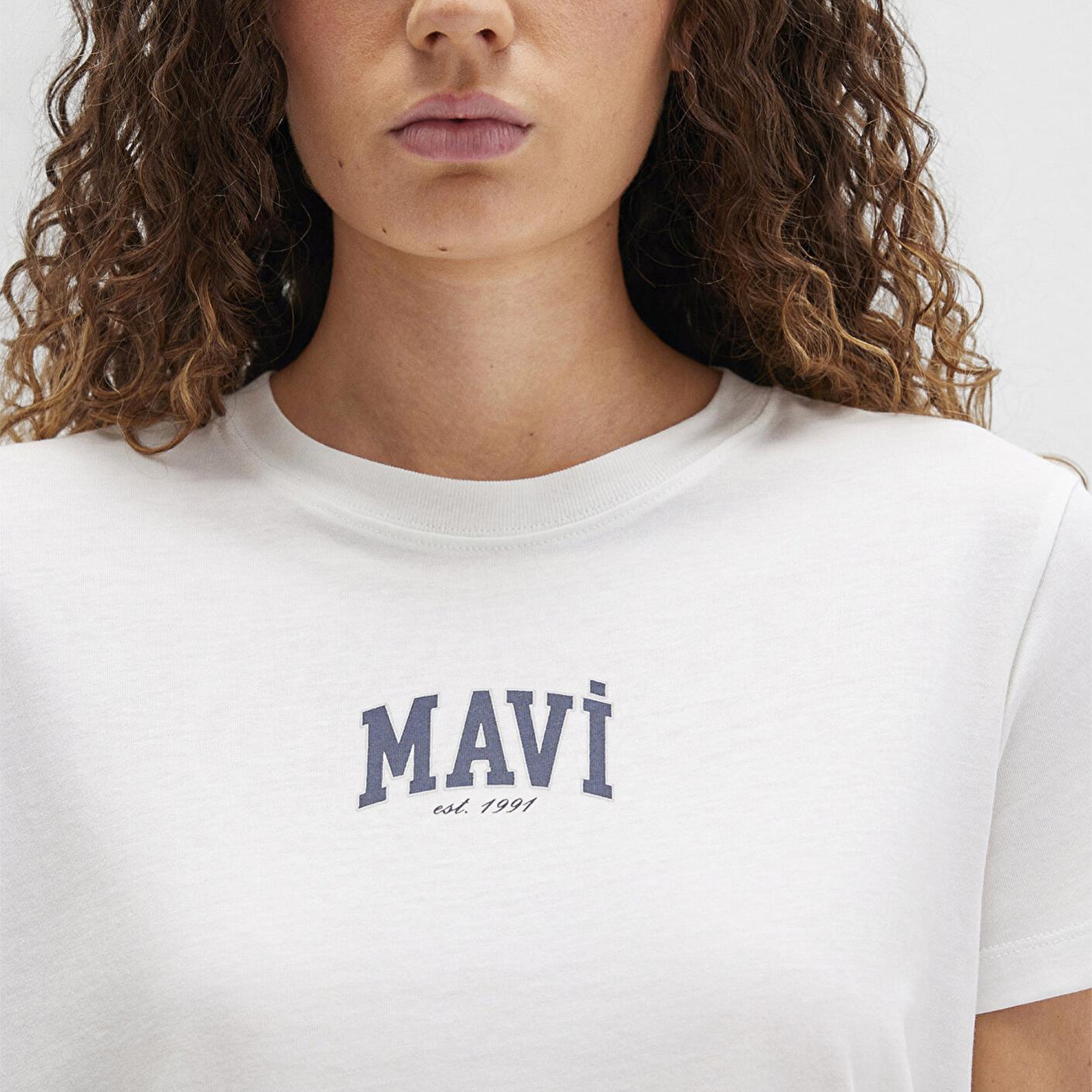 Mavi Mavi Logo Baskılı Ekru Tişört Regular Fit / Normal Kesim 1613412-70057