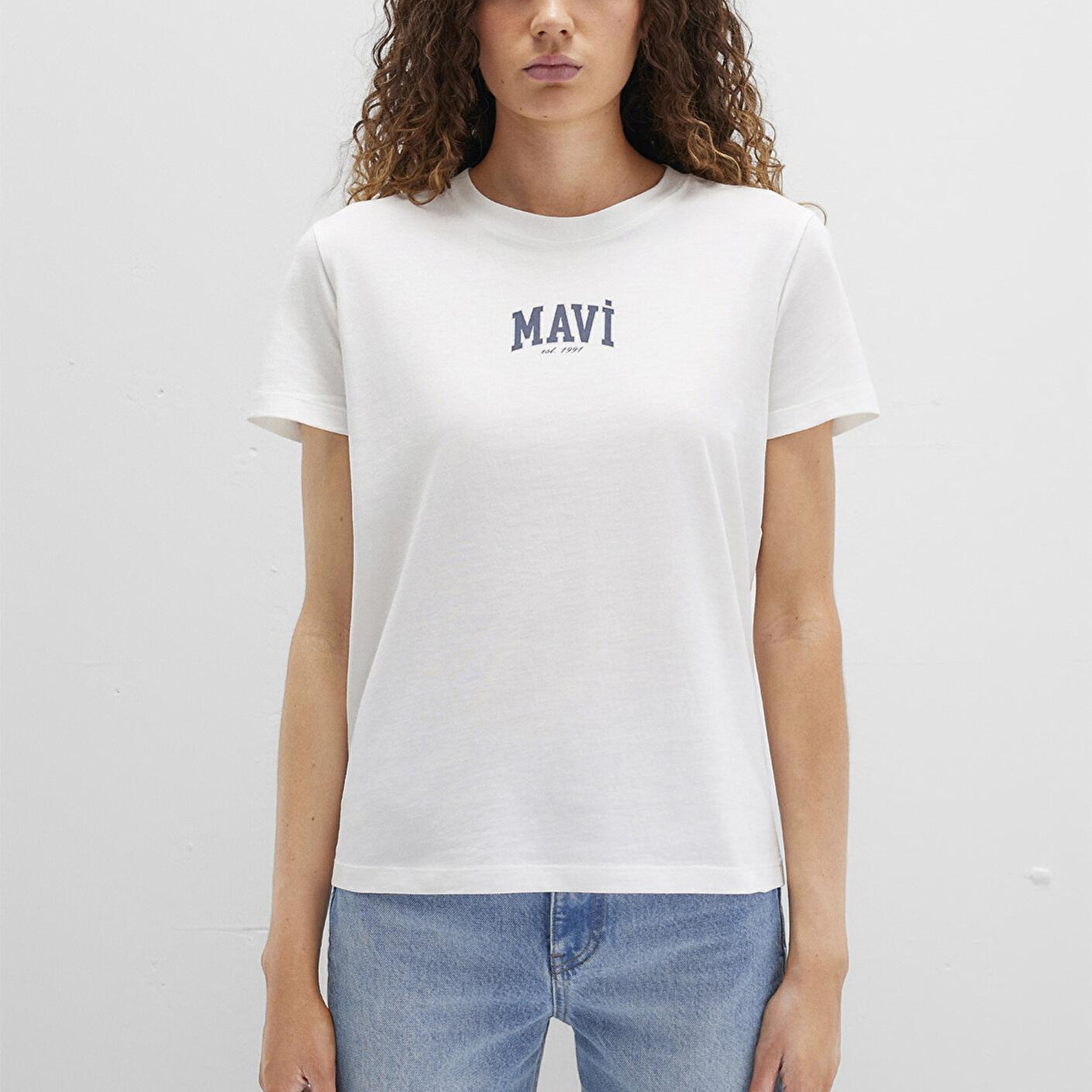 Mavi Mavi Logo Baskılı Ekru Tişört Regular Fit / Normal Kesim 1613412-70057