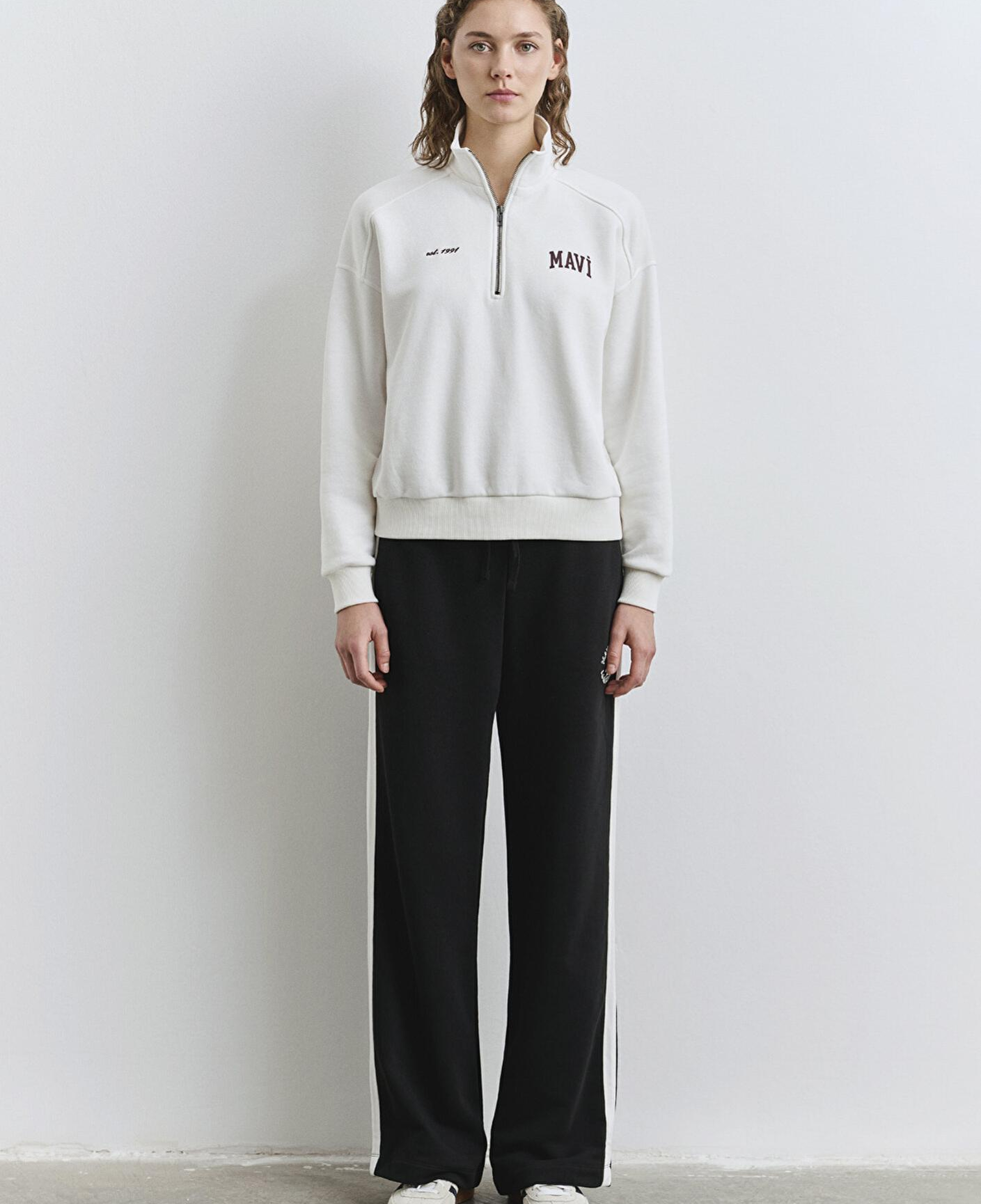 Mavi Mavi Logo Baskılı Yarı Fermuarlı Ekru Sweatshirt 1S10373-70057