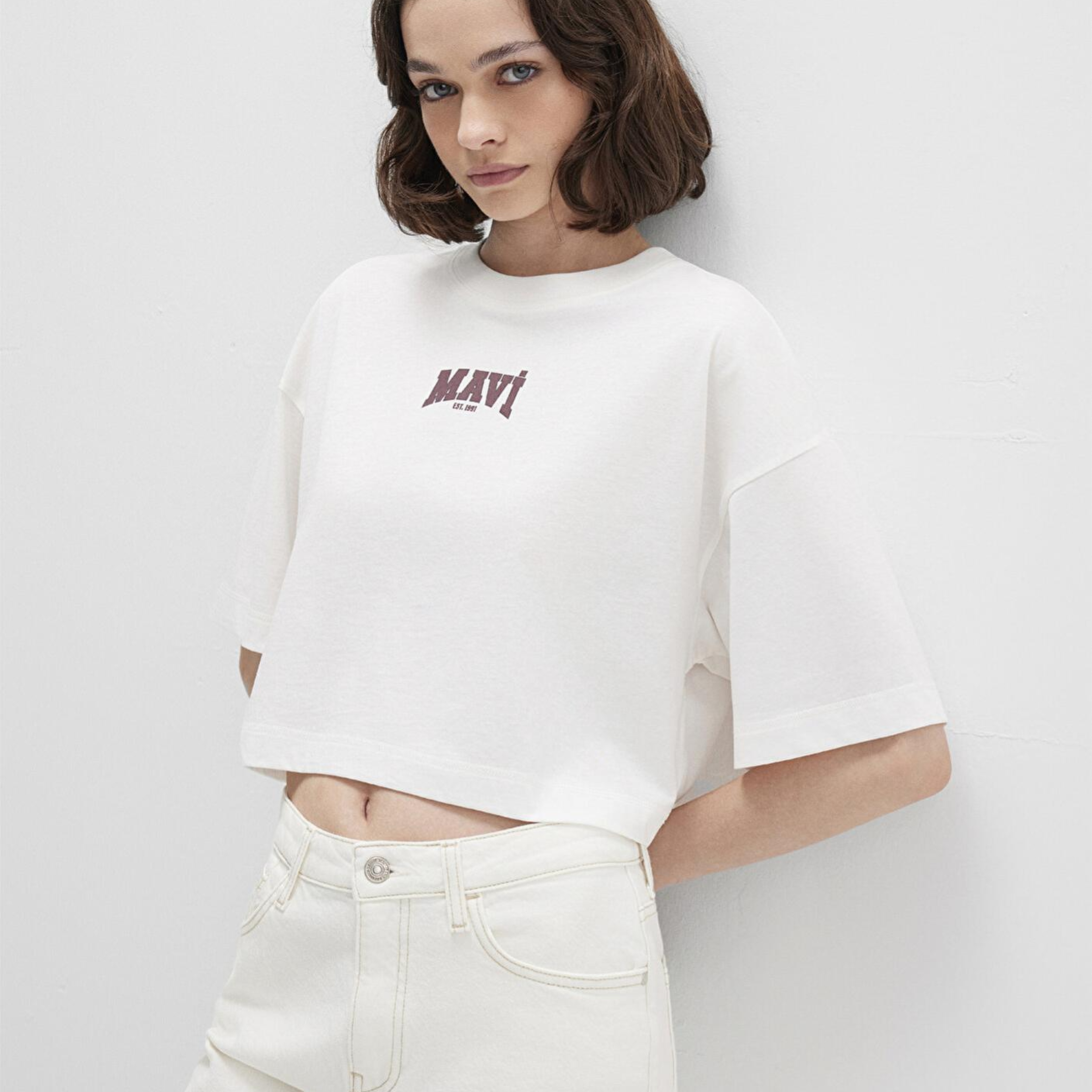 Mavi Mavi Logo Baskılı Ekru Crop Tişört Crop / Kısa Kesim 1613411-70057