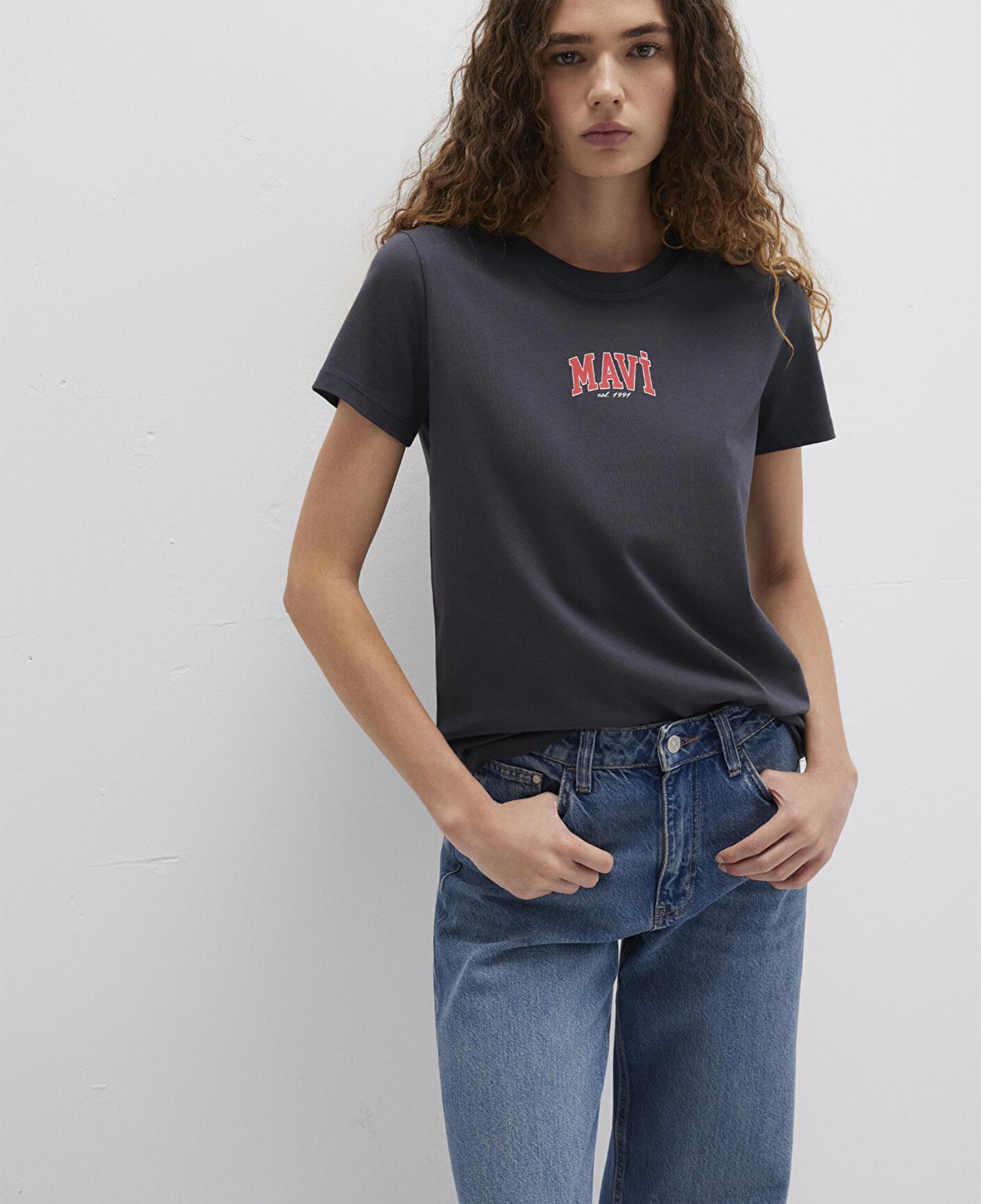 Mavi Mavi Logo Baskılı Antrasit Tişört Regular Fit / Normal Kesim 1613412-70087