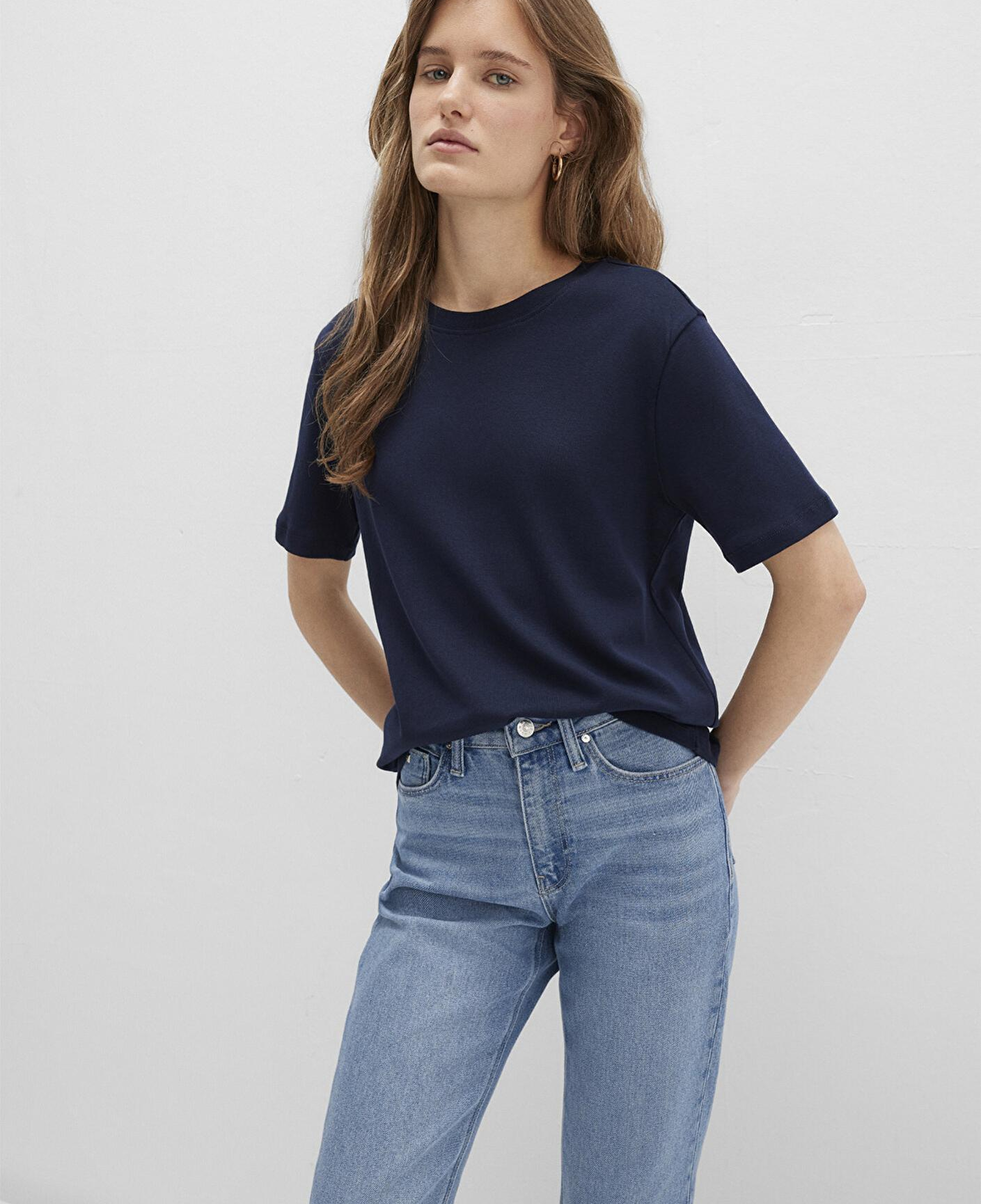 Mavi Lacivert Basic Tişört Semi Slim Fit / Yarı Dar Kesim 1612916-86623