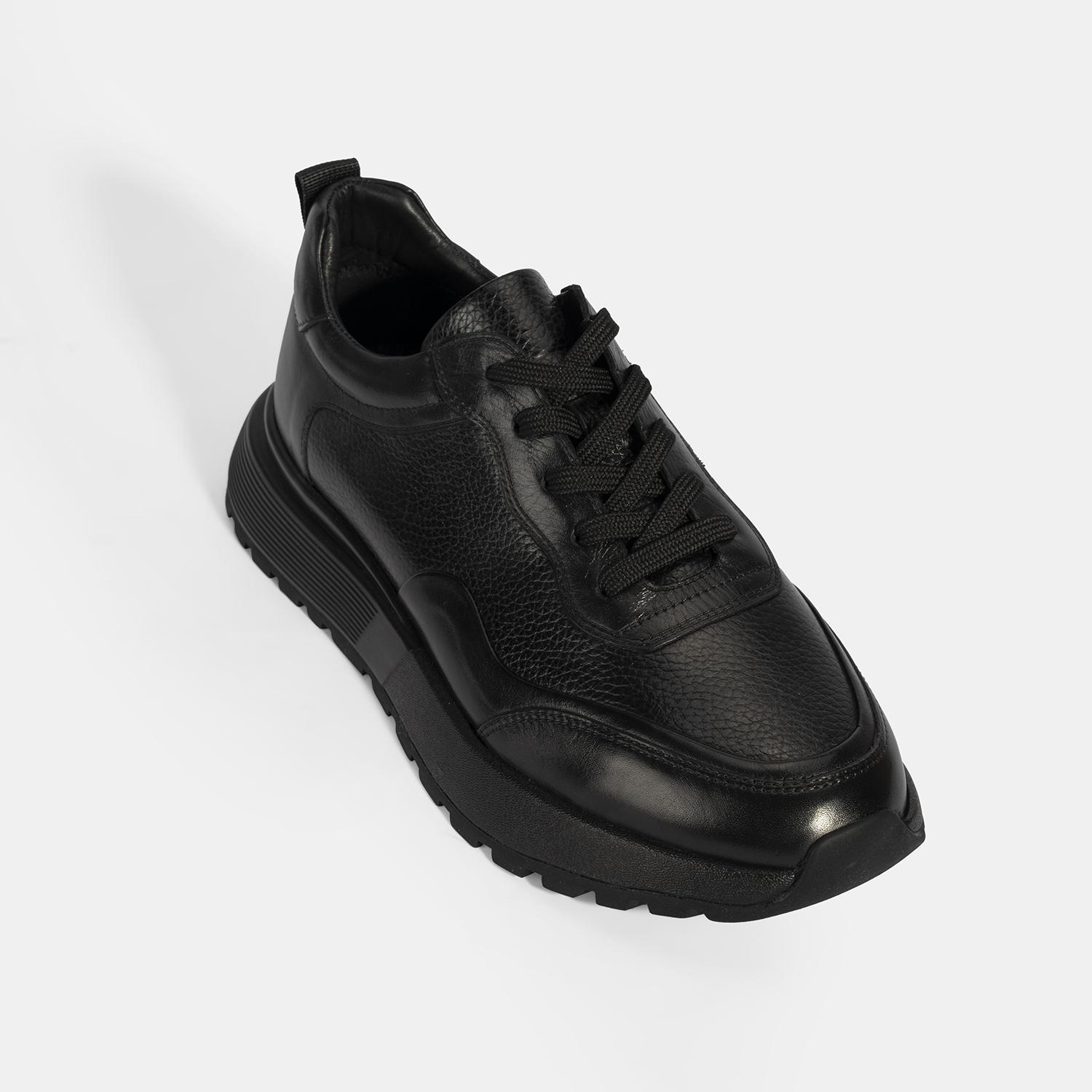 Erkek Siyah Bağcıklı Kalın Tabanlı Deri Sneaker