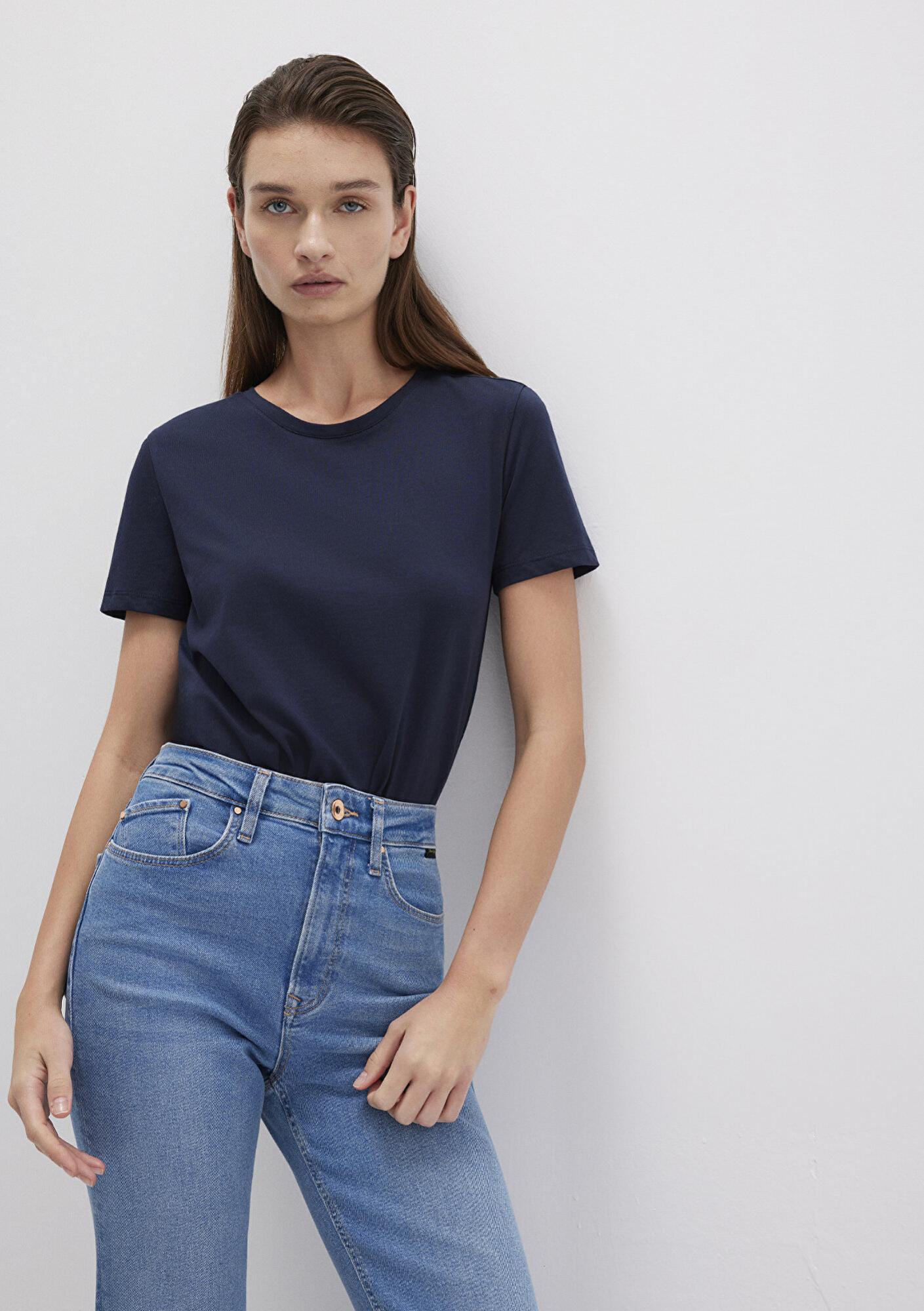 Mavi Lacivert Basic Tişört Slim Fit / Dar Kesim 1613406-86623