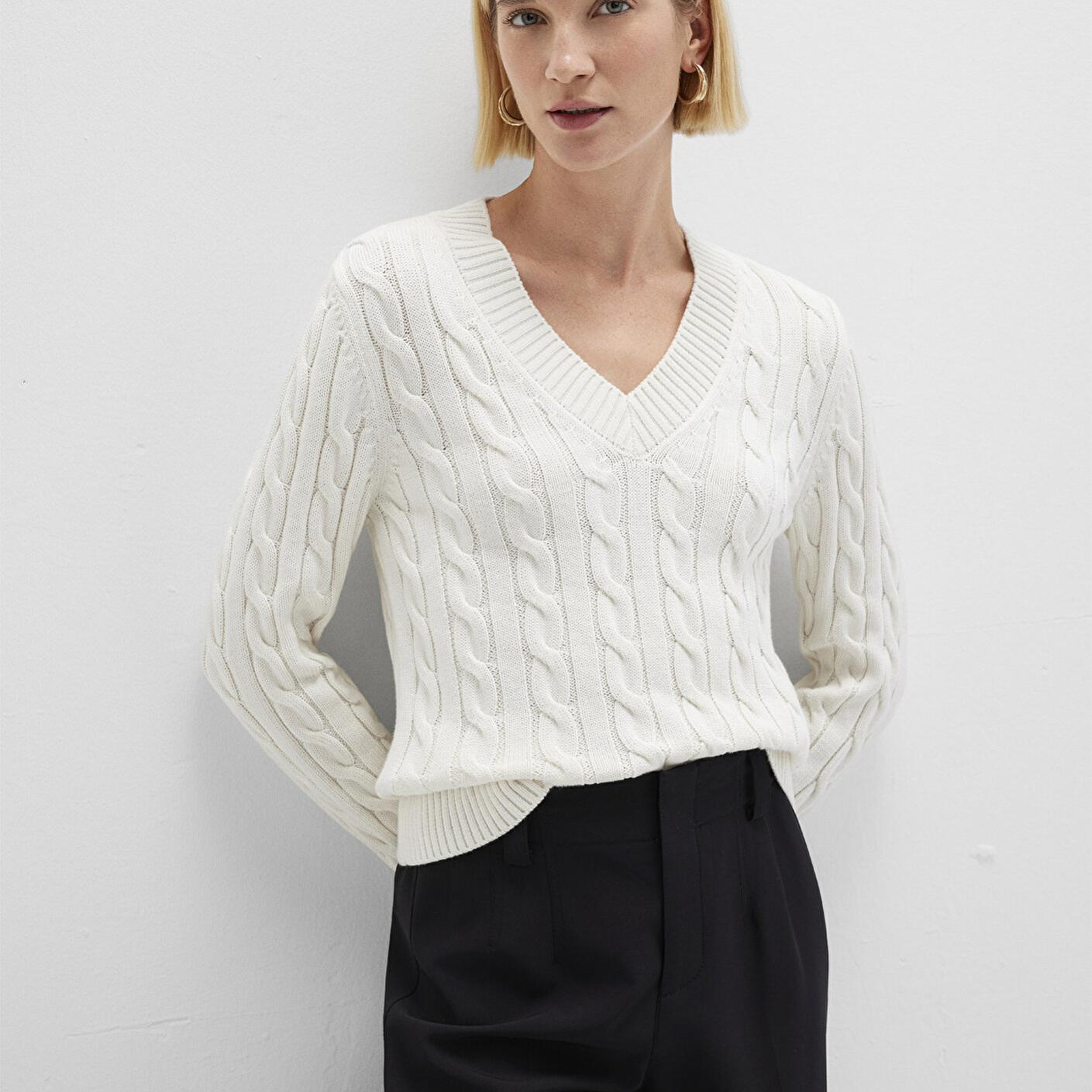 Mavi İpek Karışımlı V Yaka Ekru Kazak Slim Fit / Dar Kesim 1710720-70057