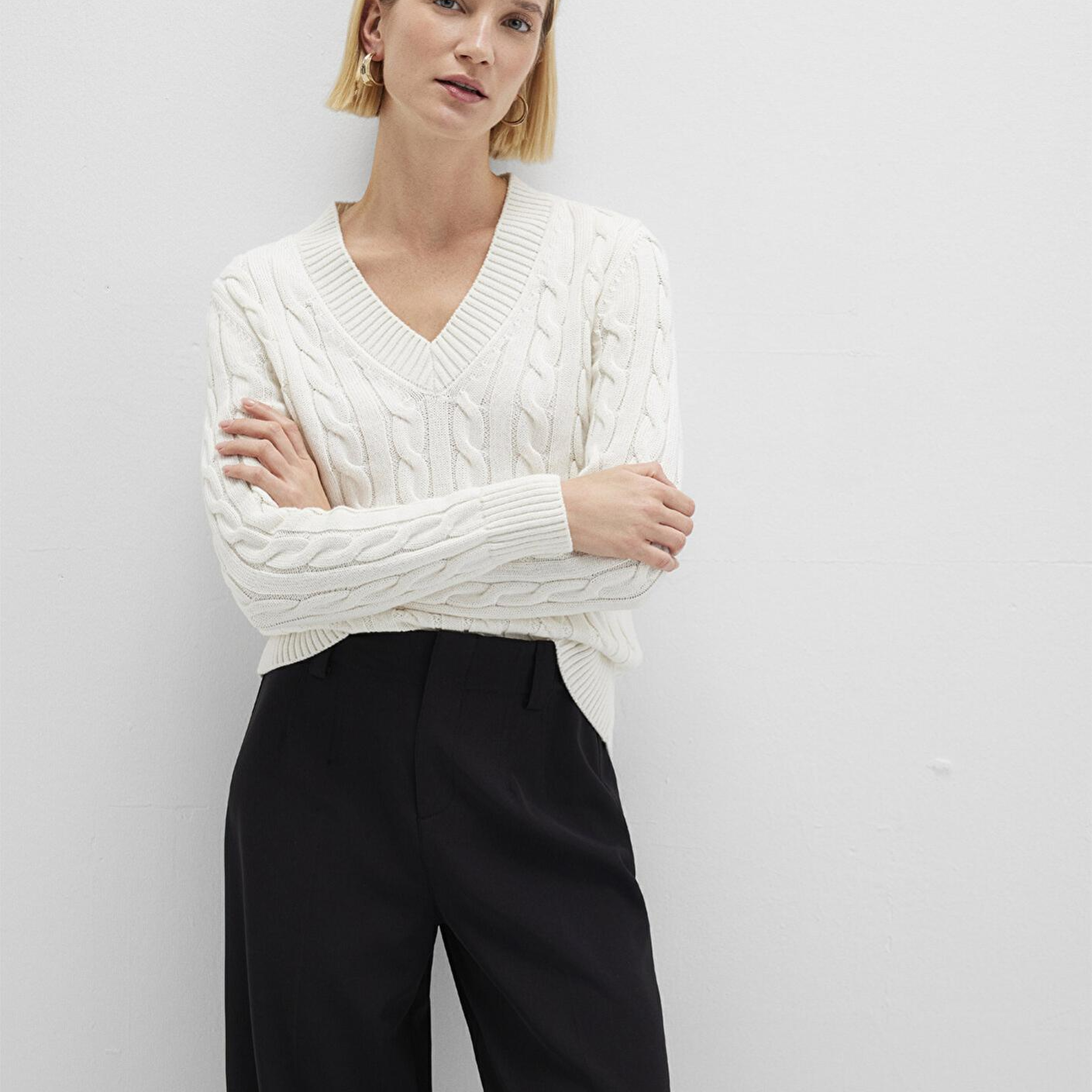 Mavi İpek Karışımlı V Yaka Ekru Kazak Slim Fit / Dar Kesim 1710720-70057