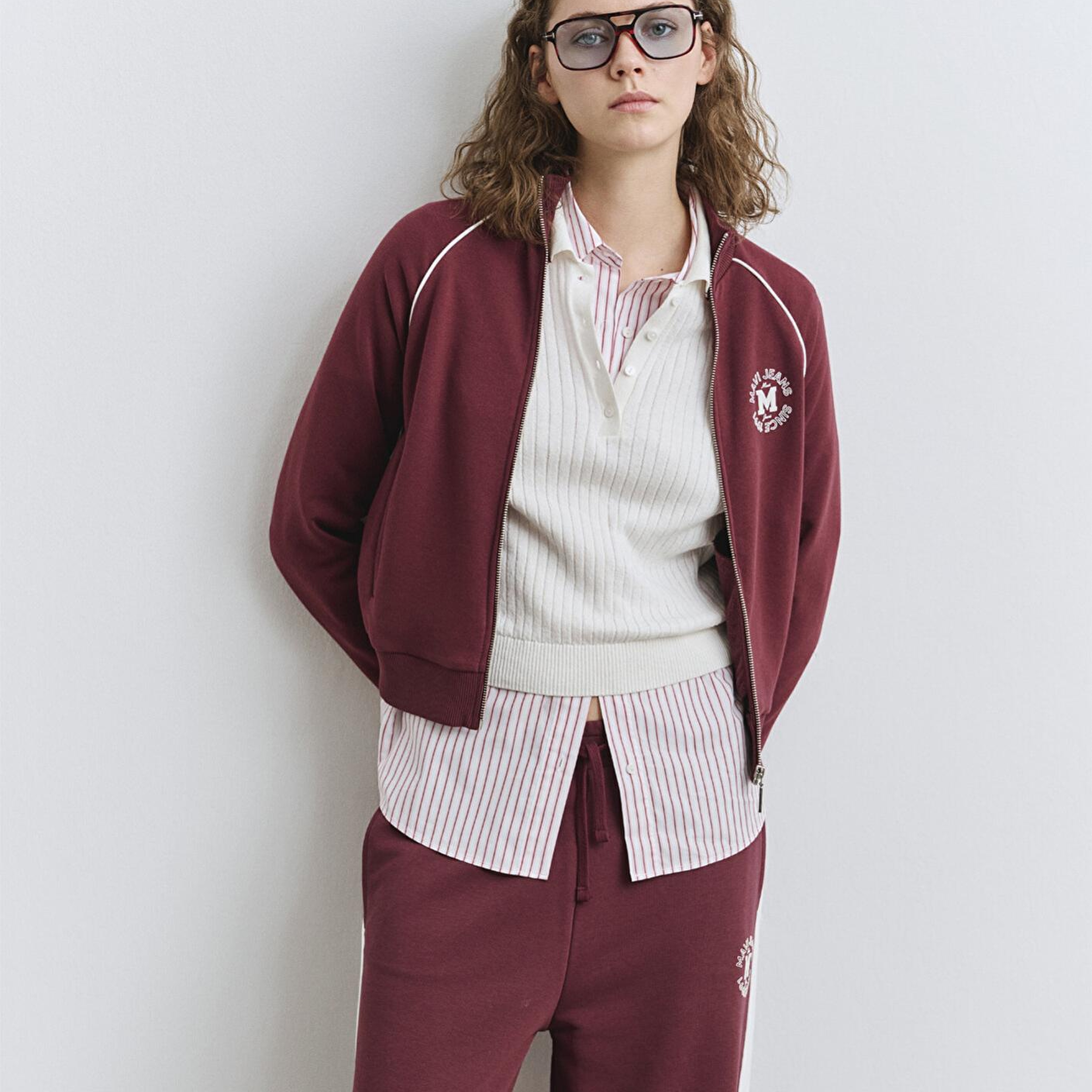Mavi Biye Detaylı Fermuarlı Bordo Sweatshirt 1S10365-70393