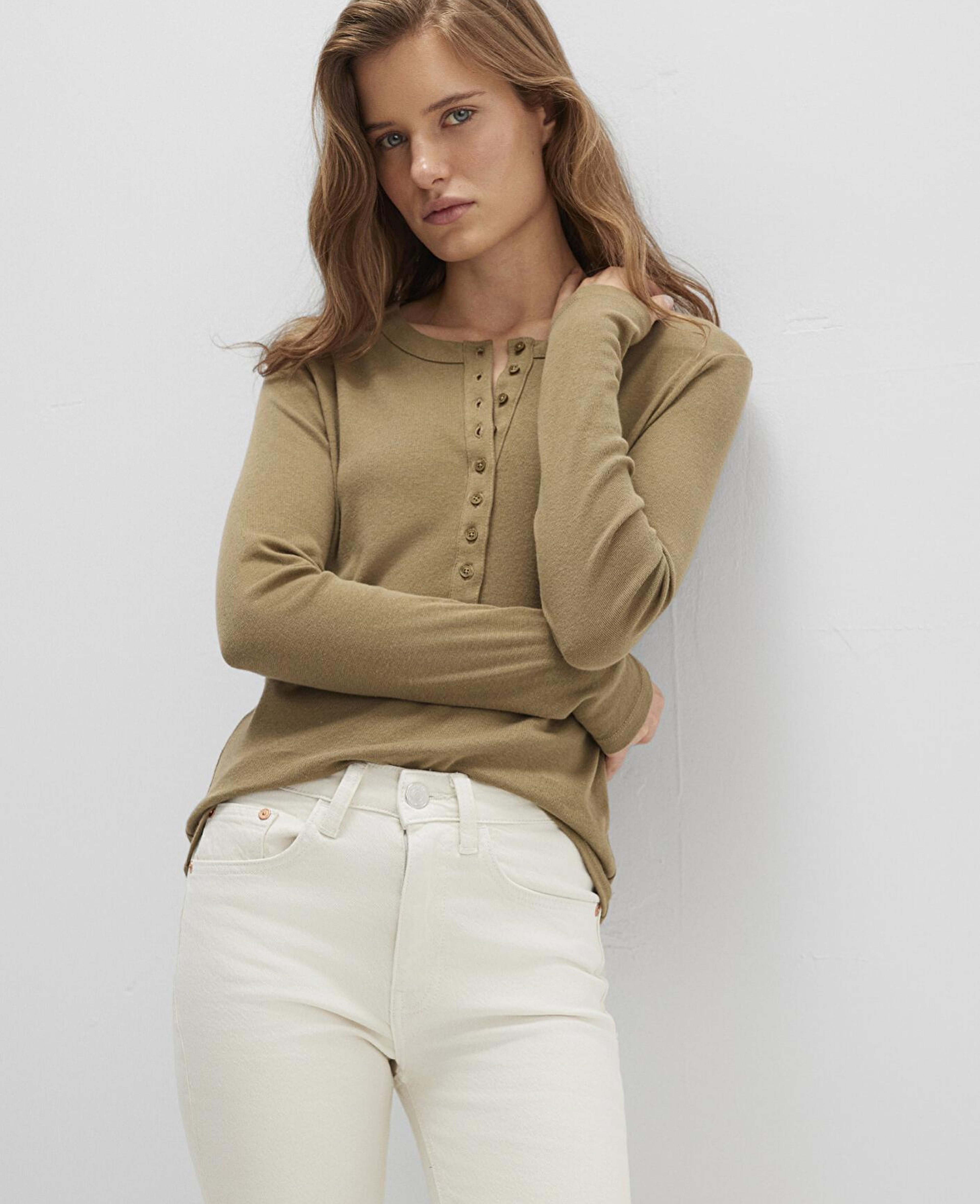 Mavi Düğme Detaylı Haki Tişört Slim Fit / Dar Kesim 1613401-71567