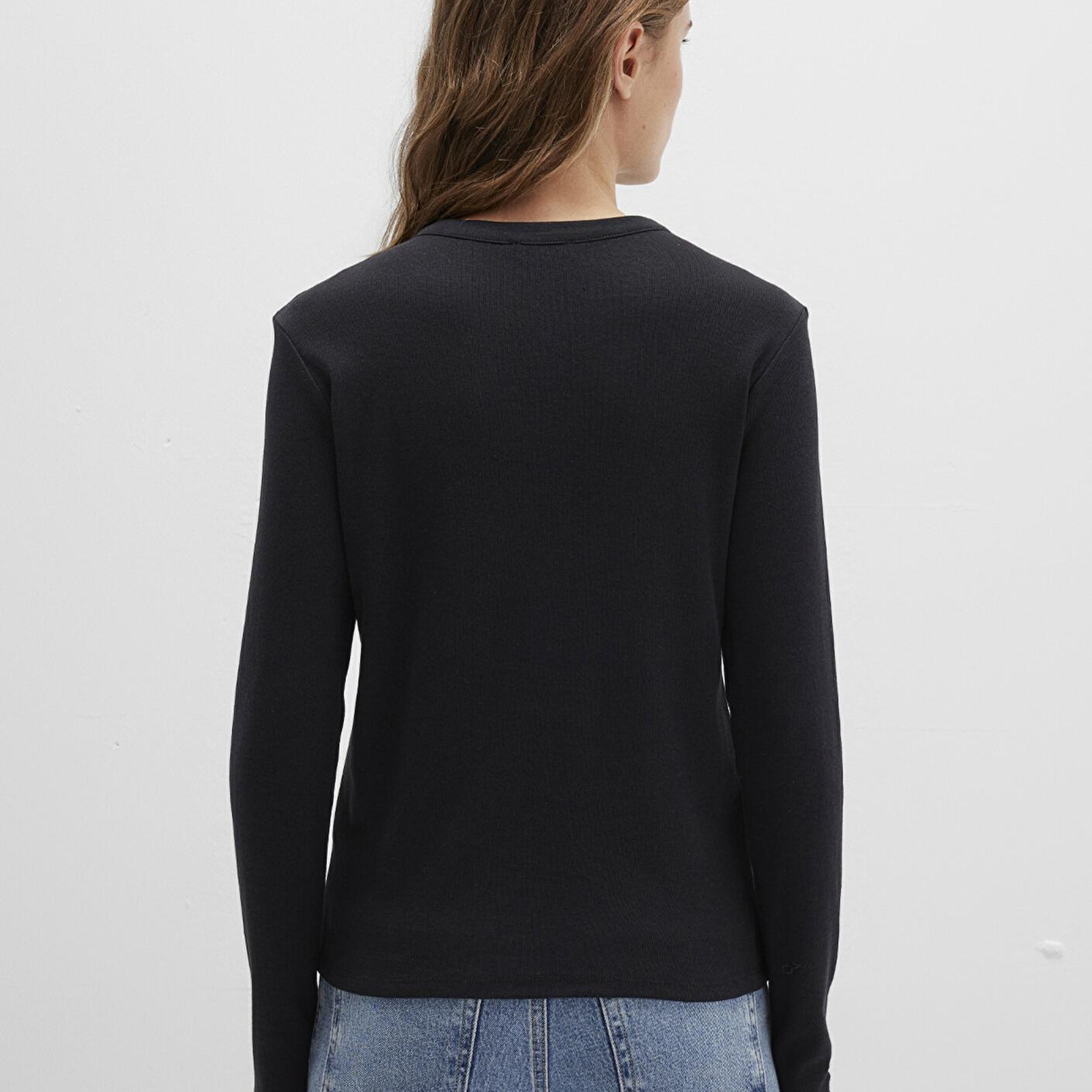 Mavi Düğme Detaylı Siyah Tişört Slim Fit / Dar Kesim 1613401-900