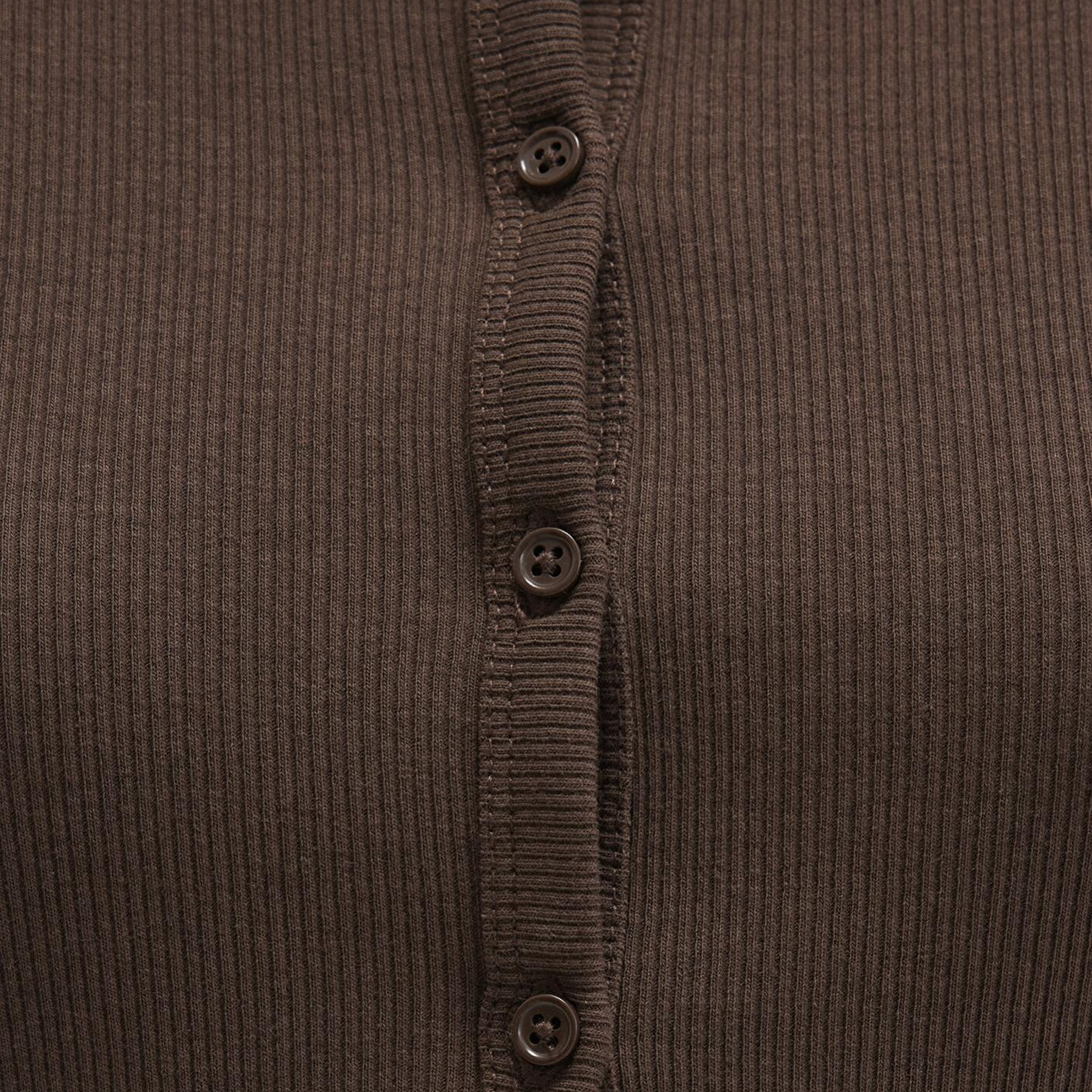 Mavi Düğme Detaylı Kahverengi Uzun Kollu Tişört Fitted / Vücuda Oturan Kesim 1613330-88067