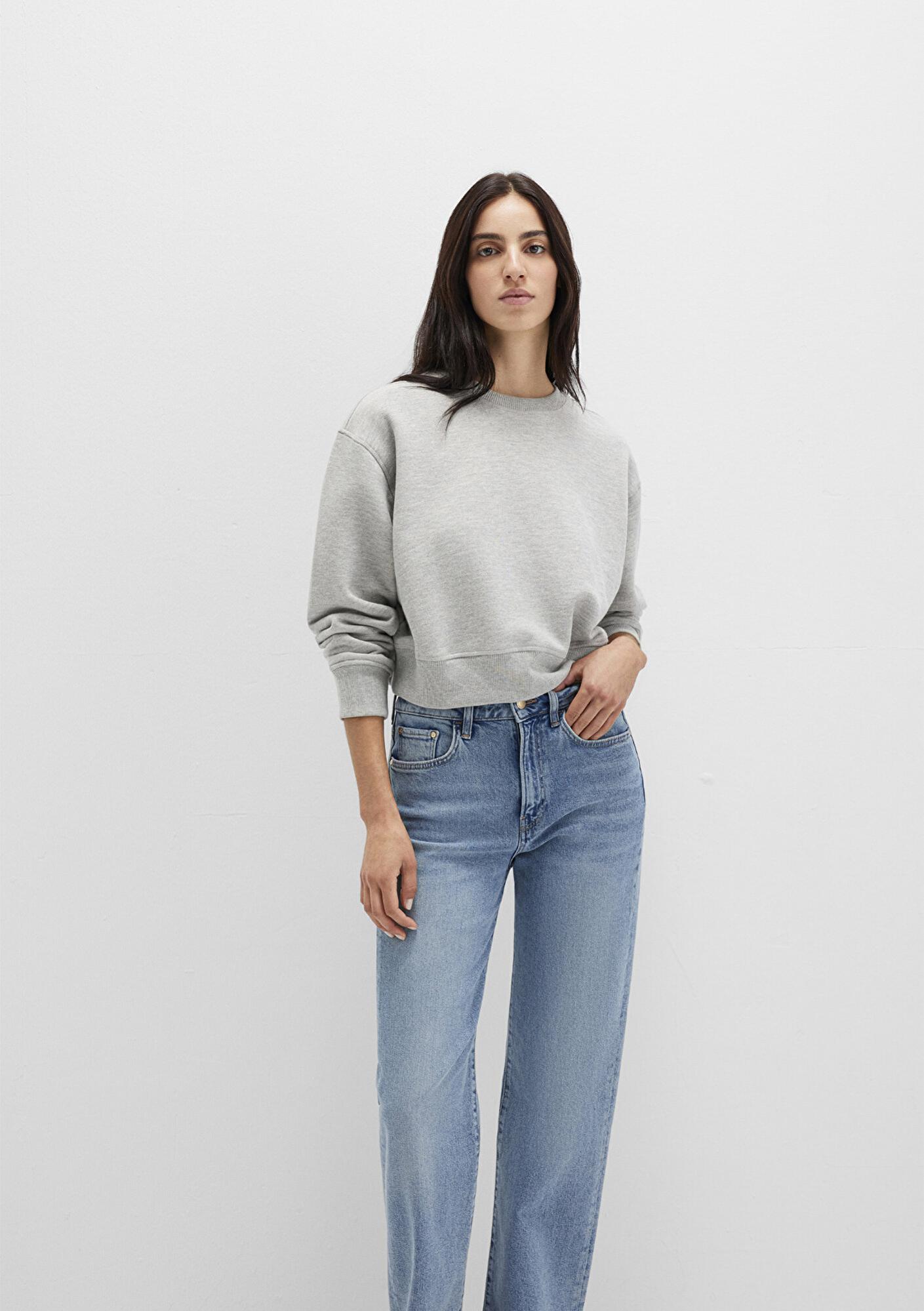 Mavi Gri Basic Crop Sweatshirt 1S10389-82816