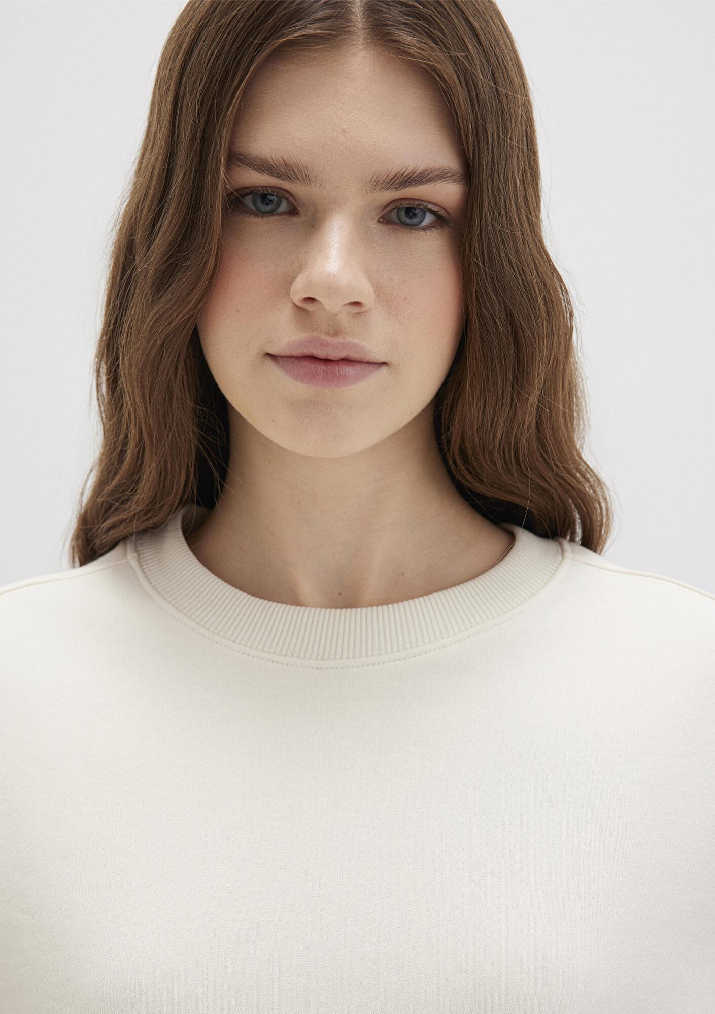 Mavi Bisiklet Yaka Ekru Sweatshirt 1S10387-70049