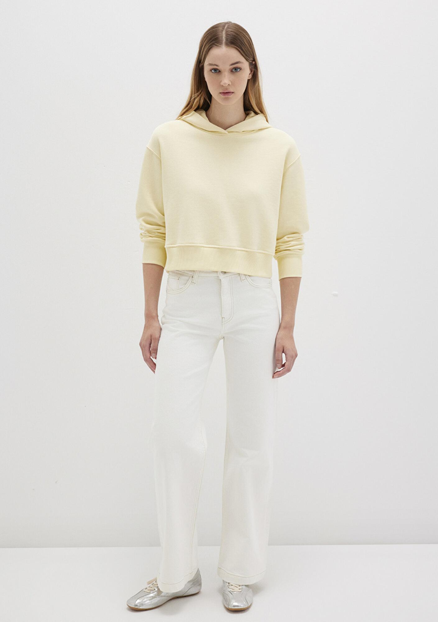 Mavi Kapüşonlu Sarı Sweatshirt 1S10386-71187