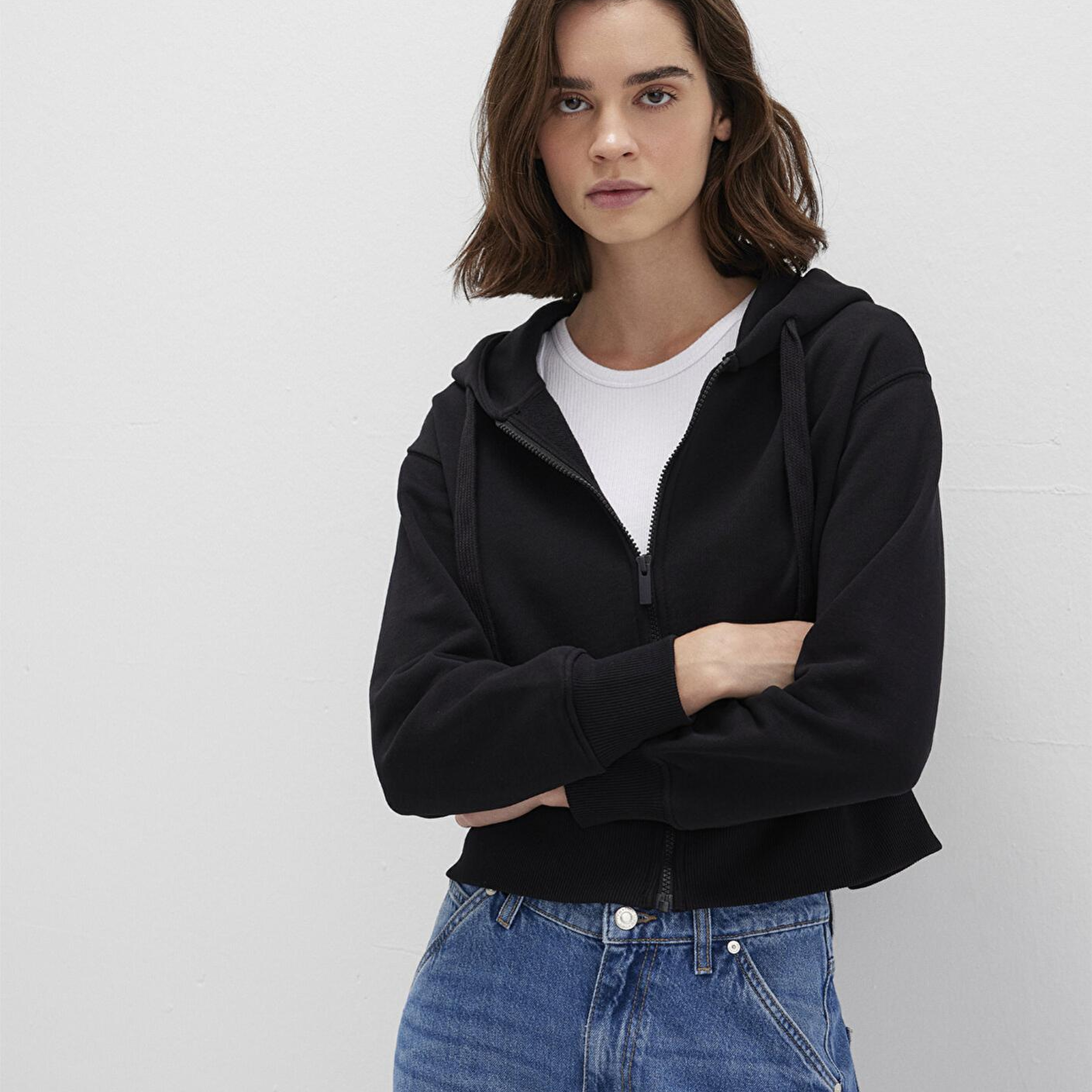 Mavi Kapüşonlu Siyah Basic Crop Sweatshirt 1S10388-900
