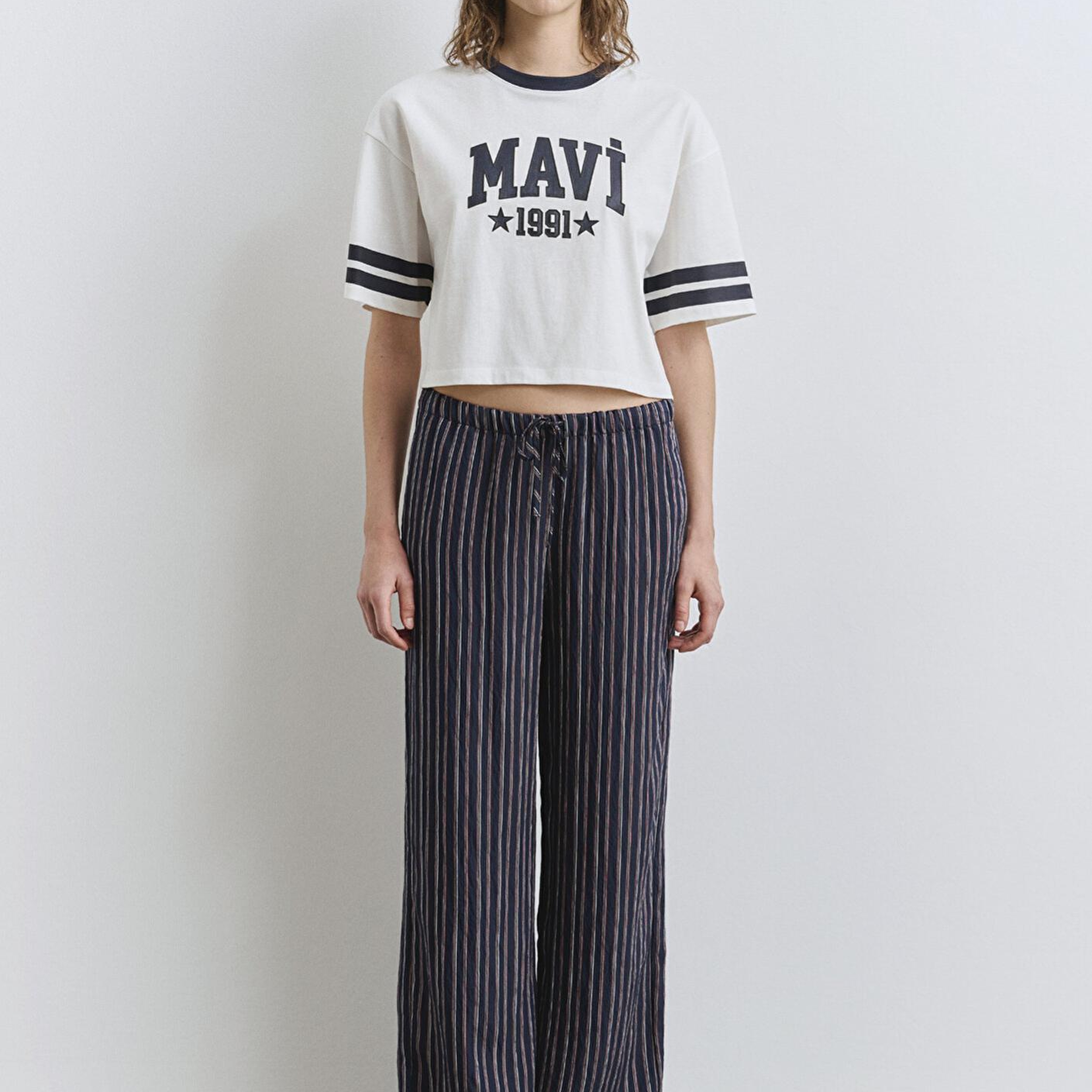 Mavi Mavi Logo Baskılı Ekru Tişört Regular Fit / Normal Kesim 1613376-70057