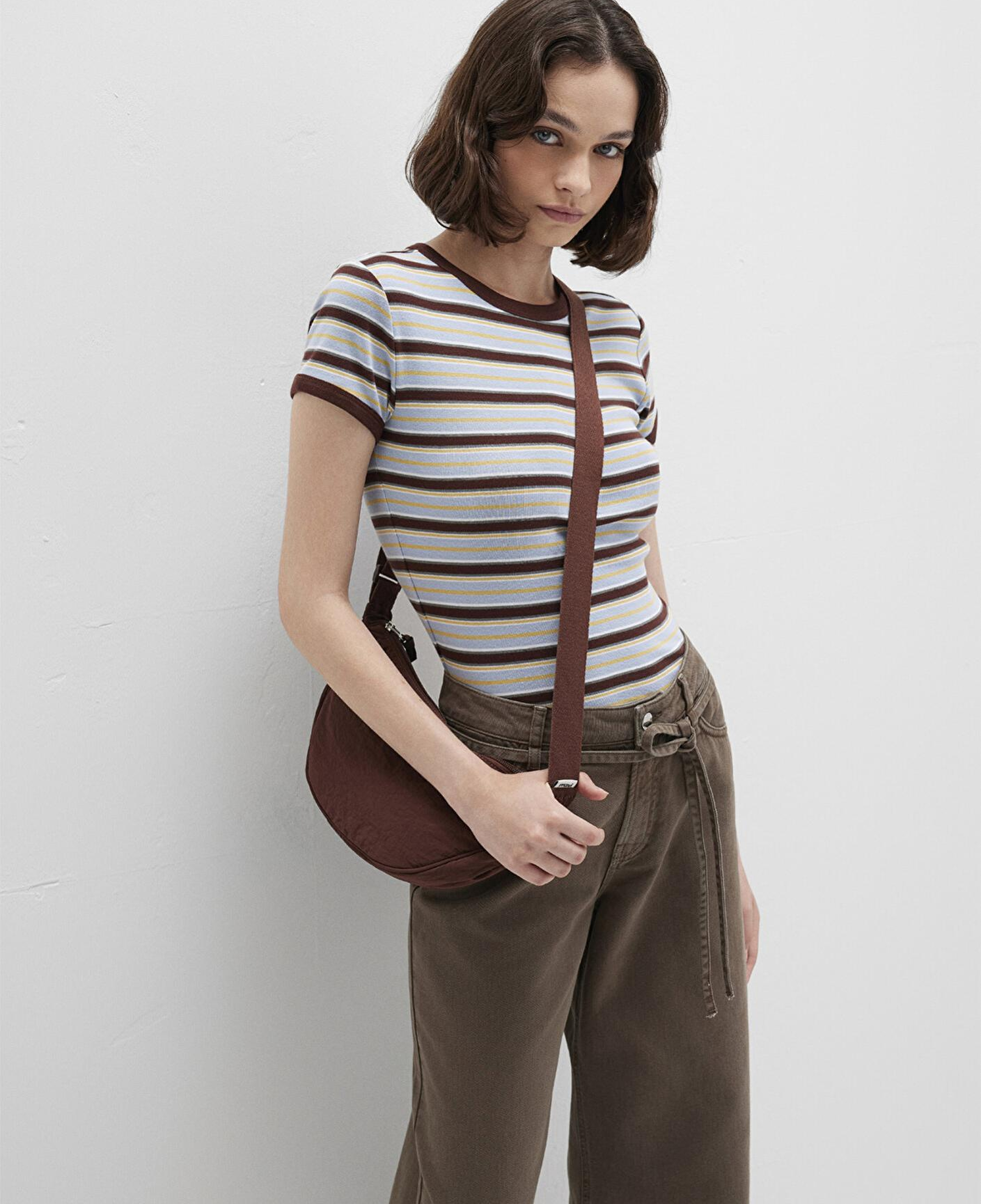 Mavi Kahverengi Çizgili Tişört Fitted / Vücuda Oturan Kesim 1613378-90735